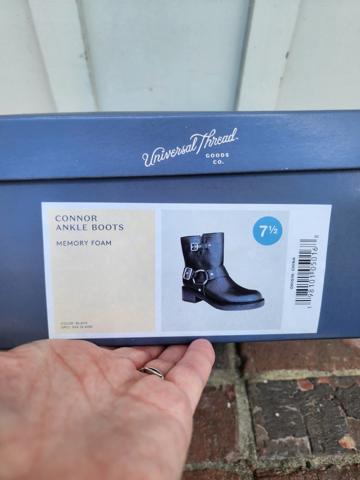 Universal Thread Women’s Connor Ankle Harness Buckle Boots Black, 7.5, NEW!!
