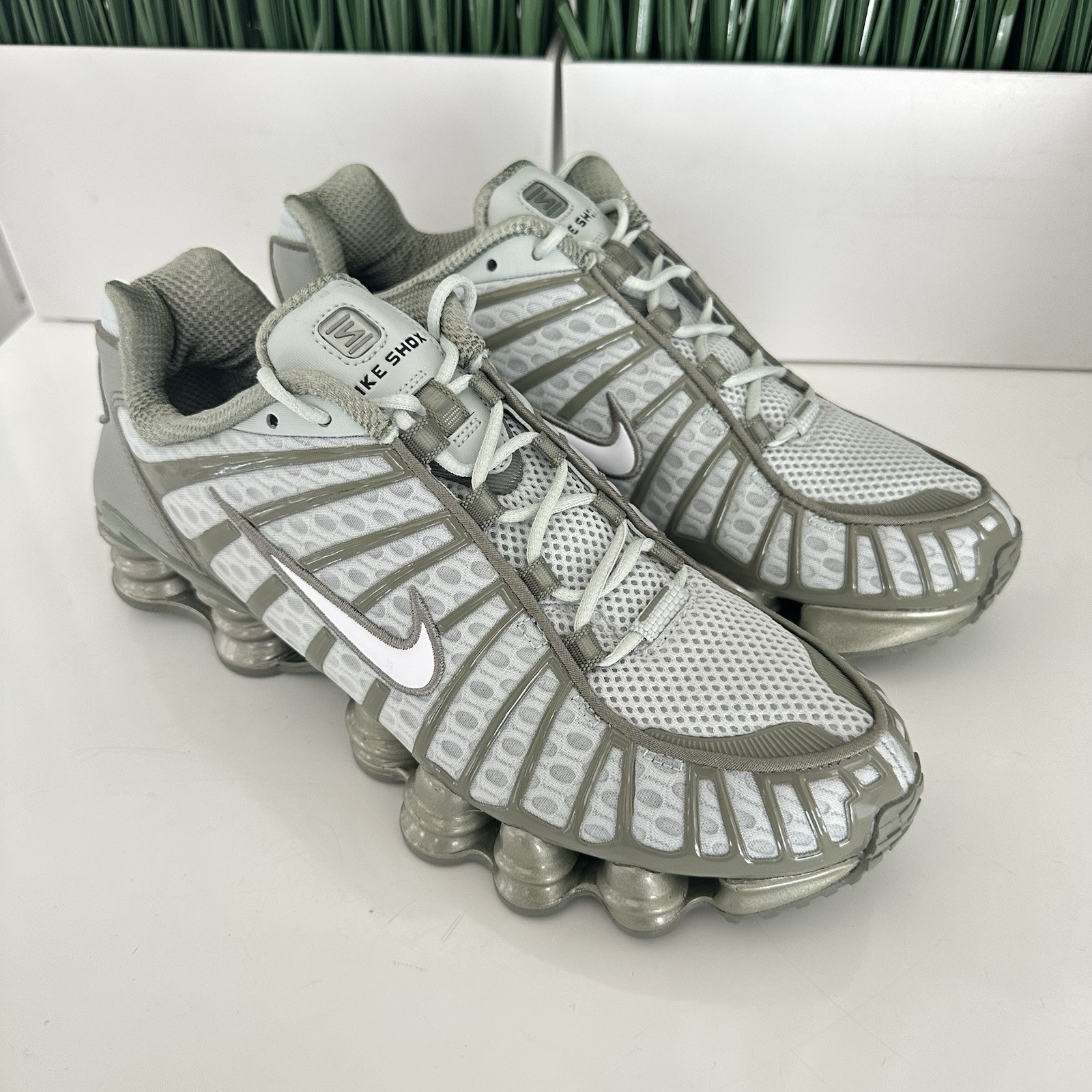 Nike Shox TL NBY Silver Light Green AR3566-006 Womens Size 10/ Mens Size 8.5