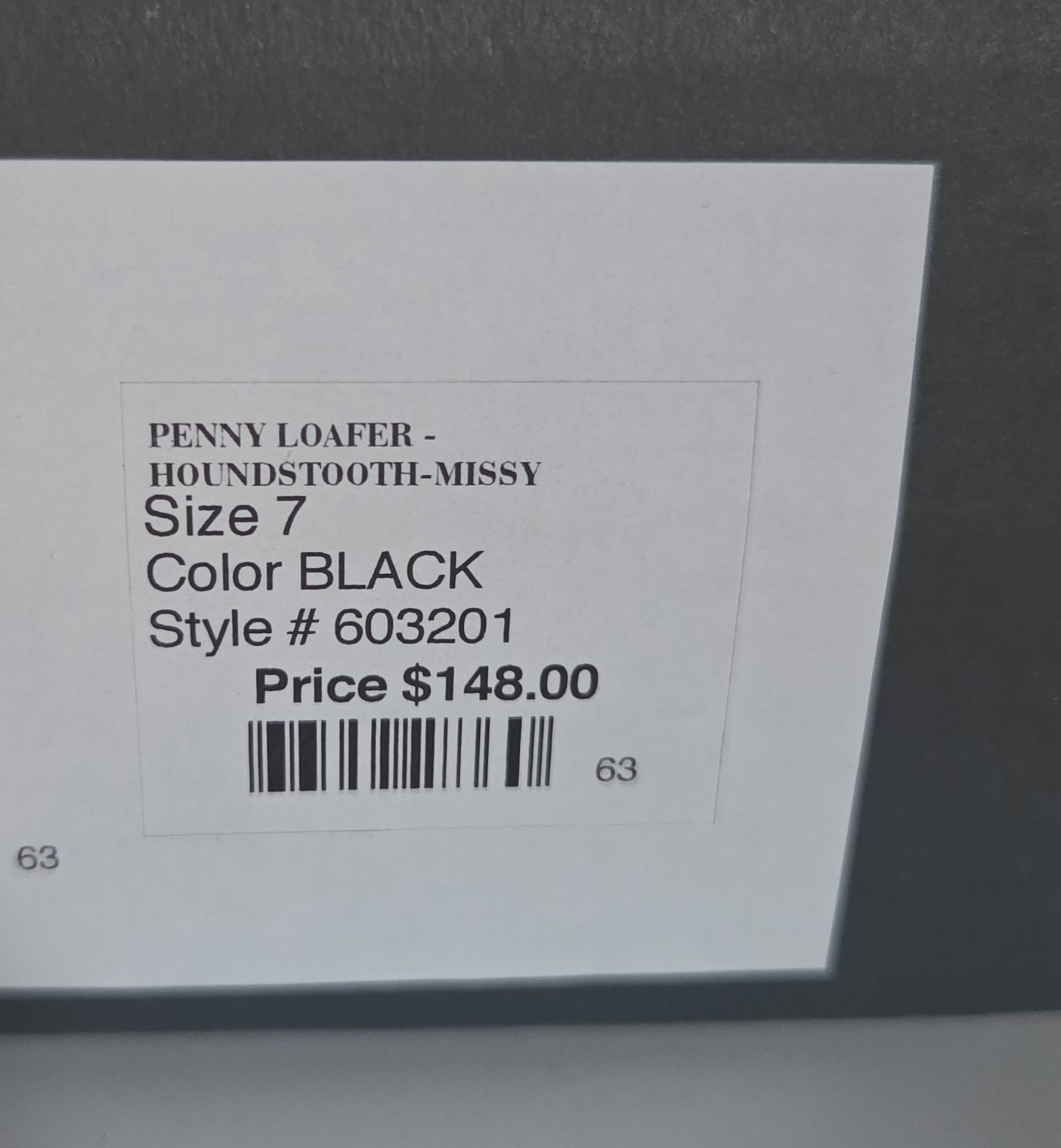 ANN TAYLOR Preppy/ Retro Loafer Flats Size 7 Black And White Slip Ons