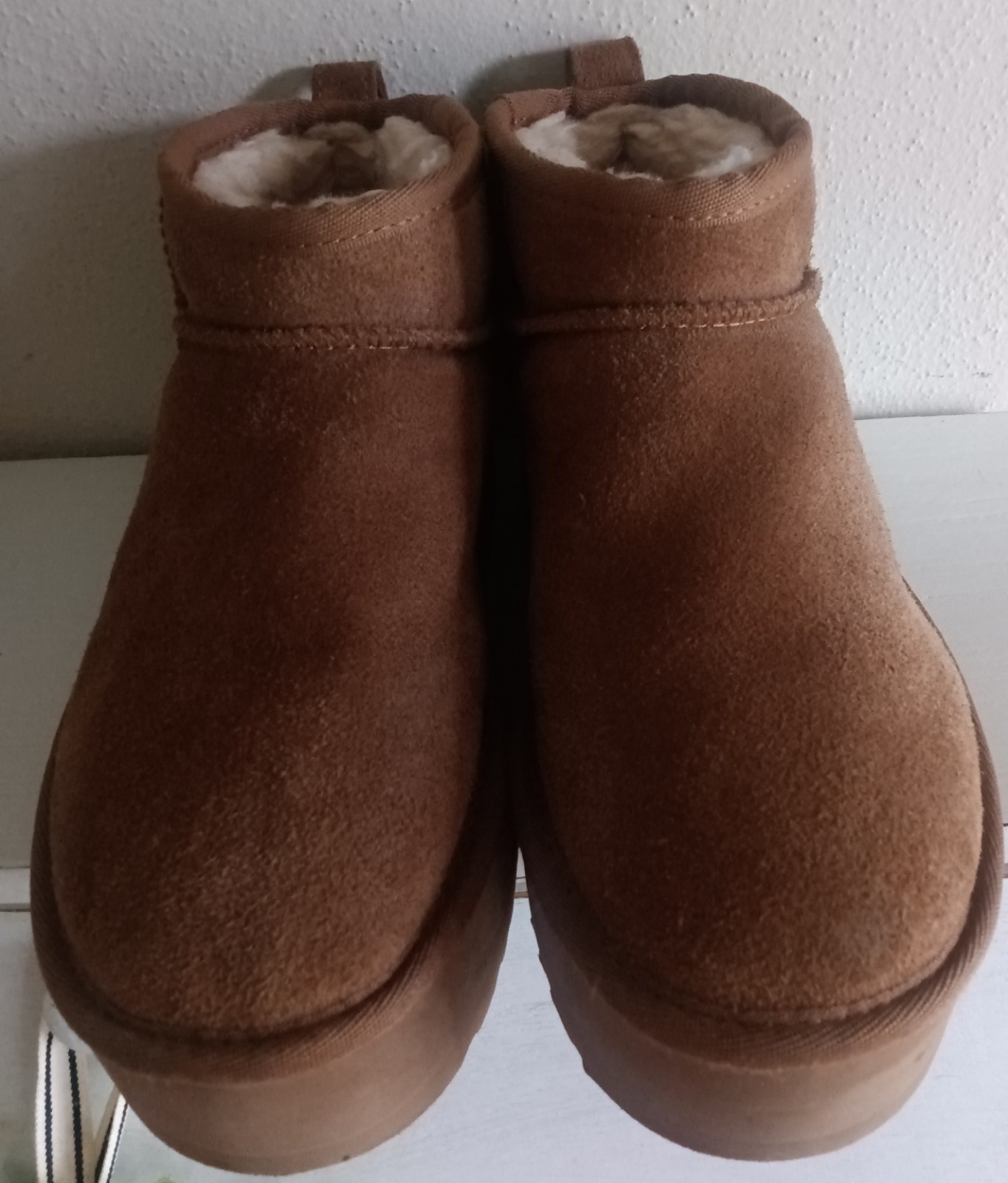 UGG Women’s Size 5 Classic Ultra Mini Platform Boot Chestnut 1135092 NO BOX