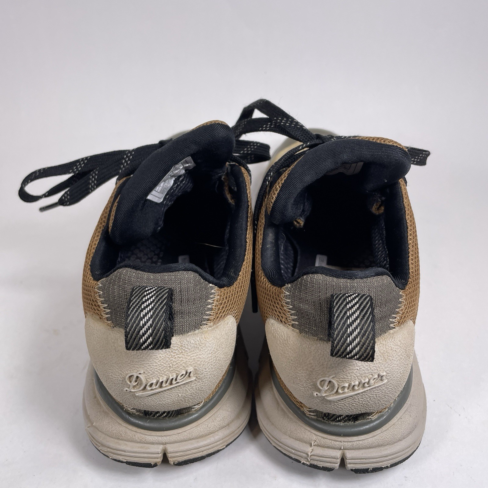 Size 7 – Danner Trail 2650 Gore-Tex Hiking Shoes Prairie Sand Gray GTX Womens