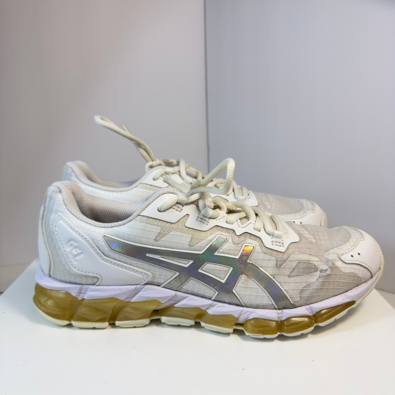 ASICS Women’s Gel-Quantum 360 6 White Gold Running Shoes Size 9.5 1202A297