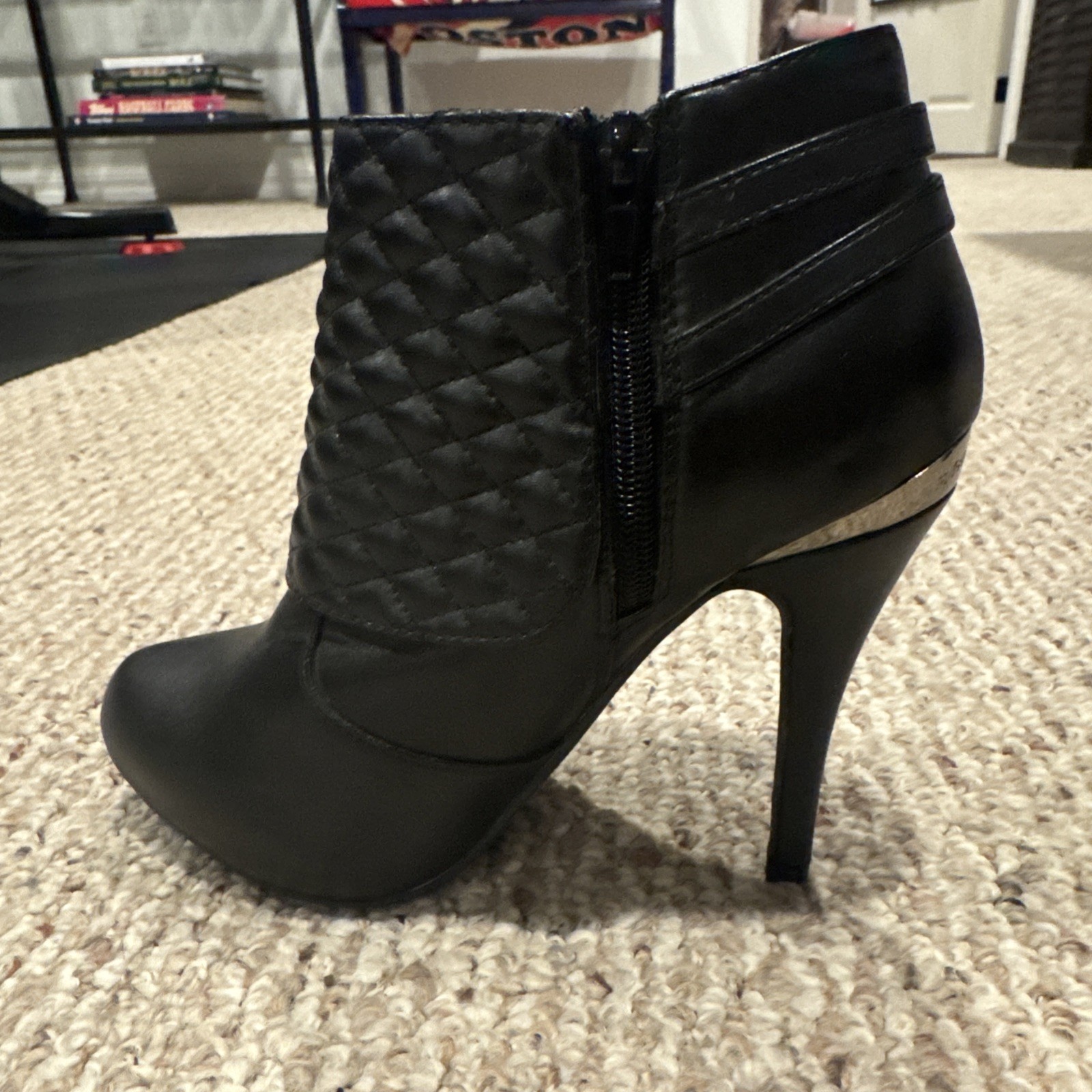 Torry Woman’s Heels Size 6.5 Black Leather Zipper Strap Shoes