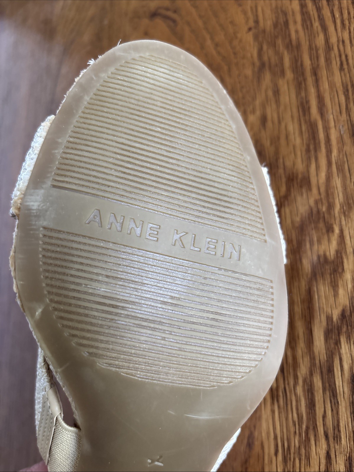 Anne Klein Women’s Size 7 1/2 Atlas Dress Sandals Raffia-Style 2.75 Inch Heels
