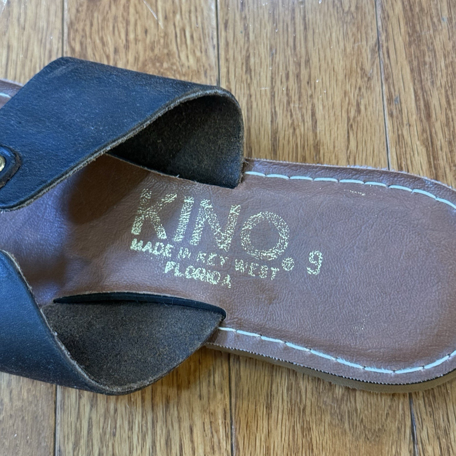 KINO Key West Womens 9 Australiano Leather Thongs Flop Flops Sandals Made In USA