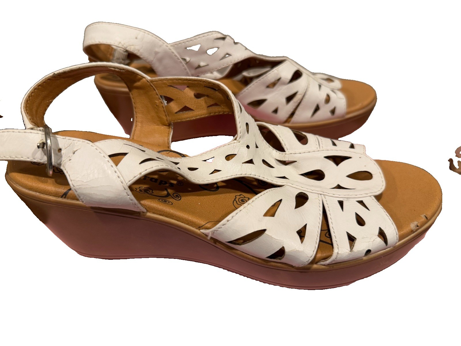 BareTraps Women’s White Cut-Out Wedge Slingback Sandals Buckle Faux Leather 7.5