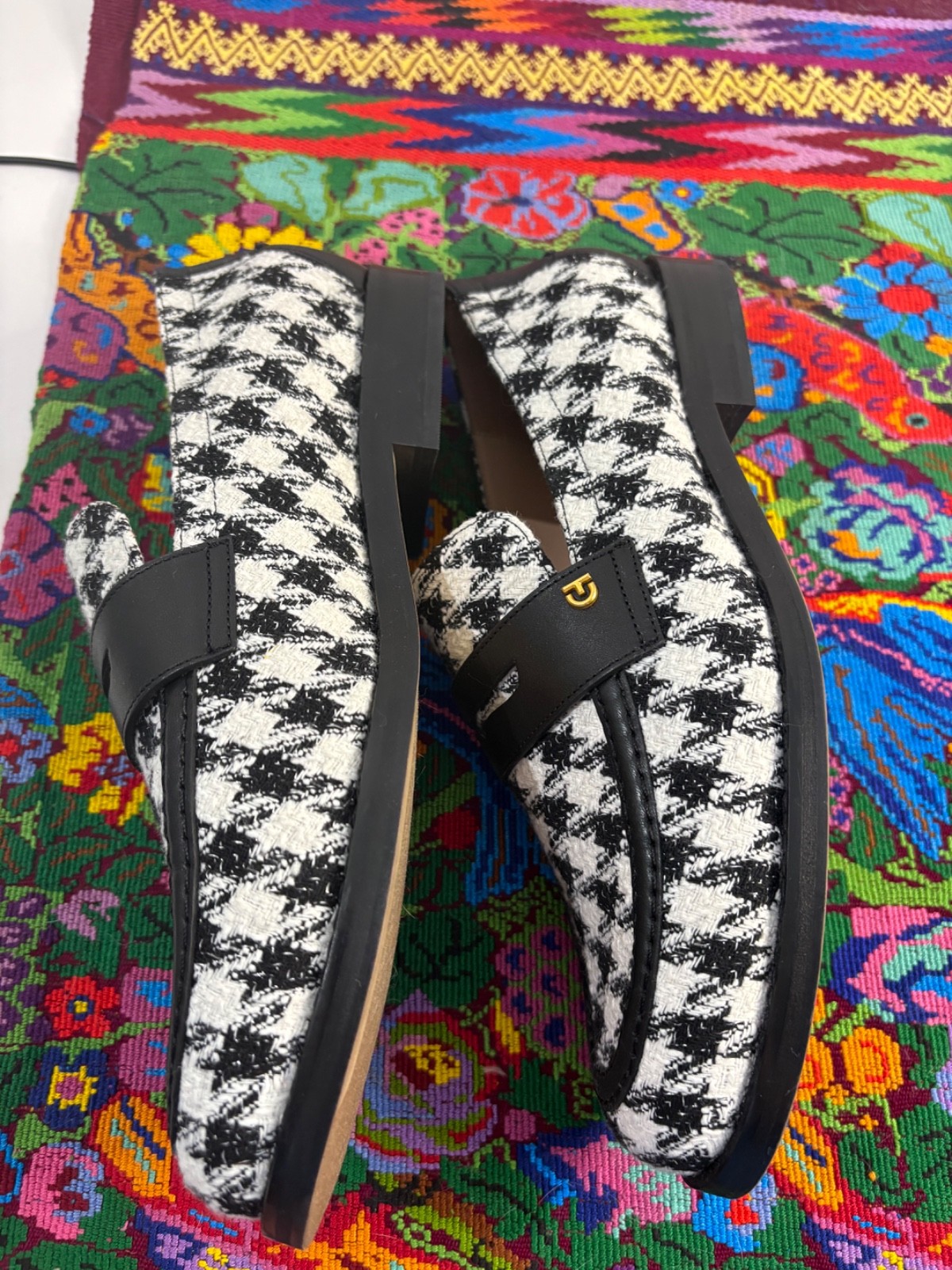 Cole Haan Women’s Lux Pinch Penny Loafer Houndstooth Black White Preppy 9.5B EUC
