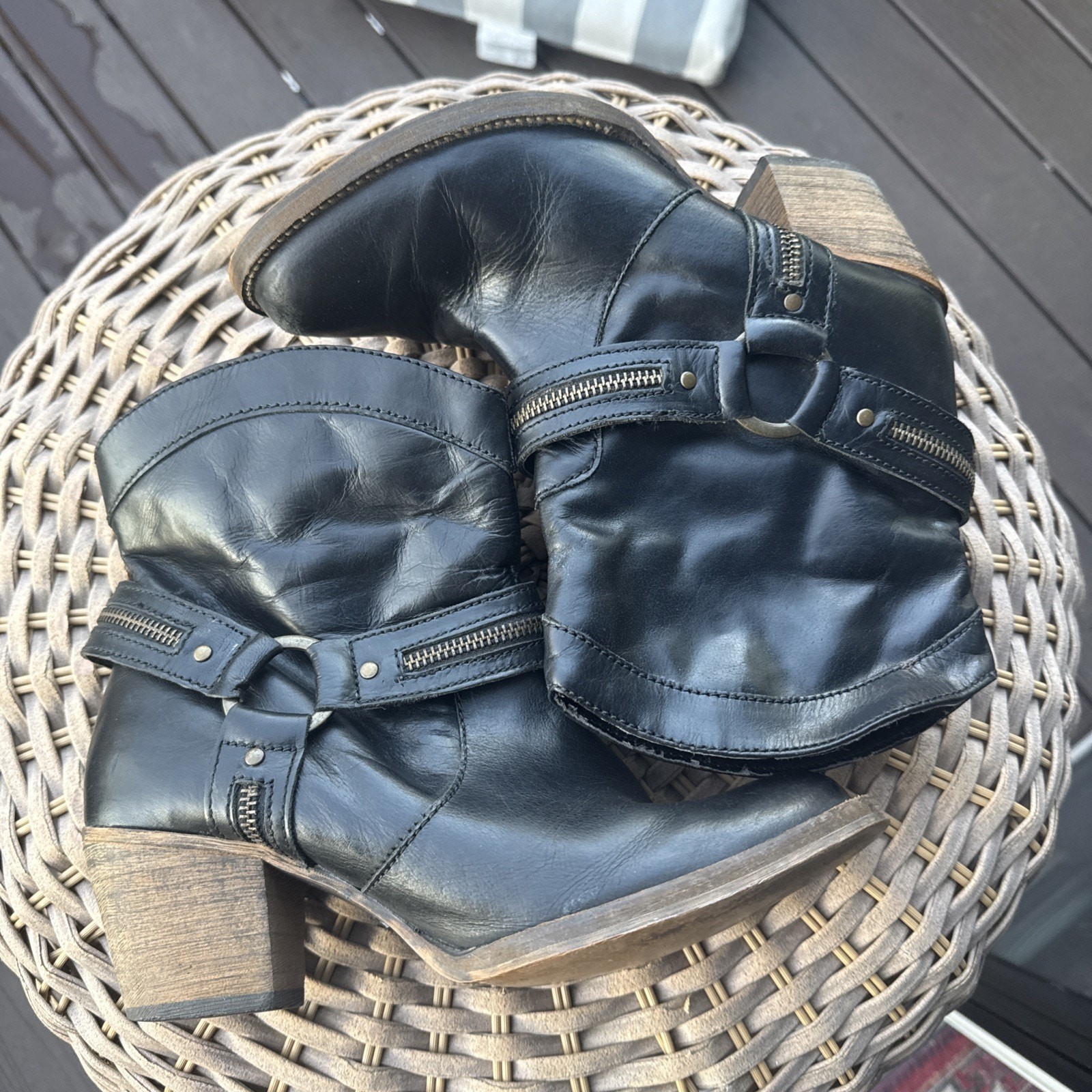 Dingo Leather Boot womens 9 moto Harness Brass Zipper Strap Black 2000s