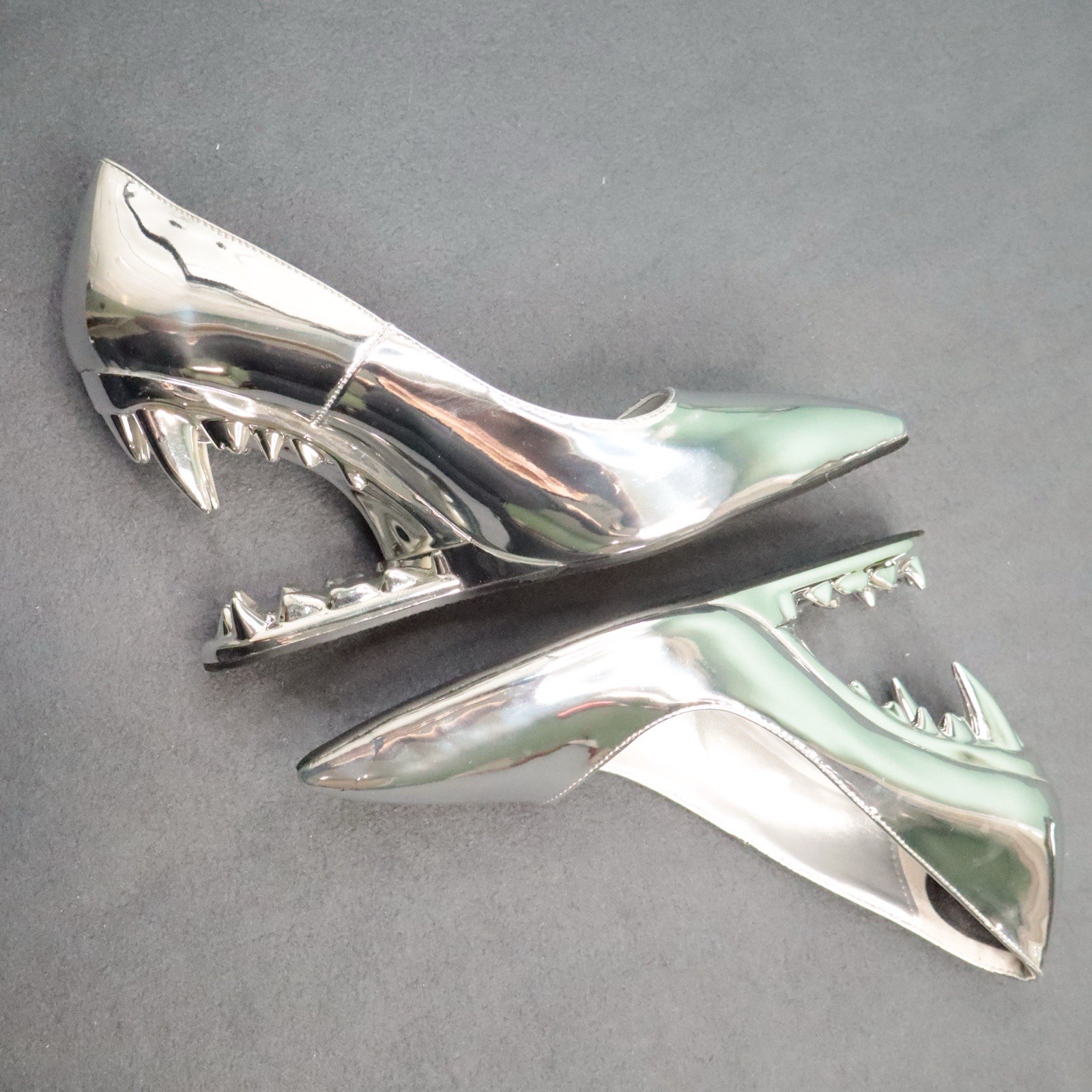 Metallic Silver Chrome Monster Teeth Jaw Heels Pointed Pumps Women Size 9.5