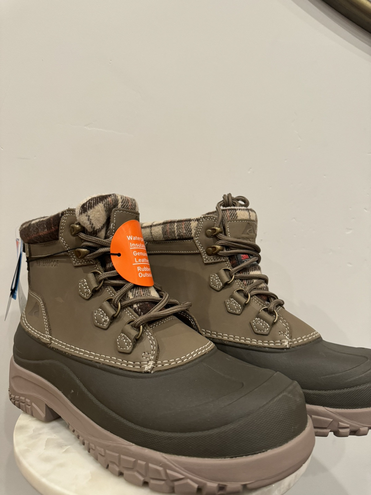 Ozark Trail Women’s Classic Shell Winter Boots, Size 11
