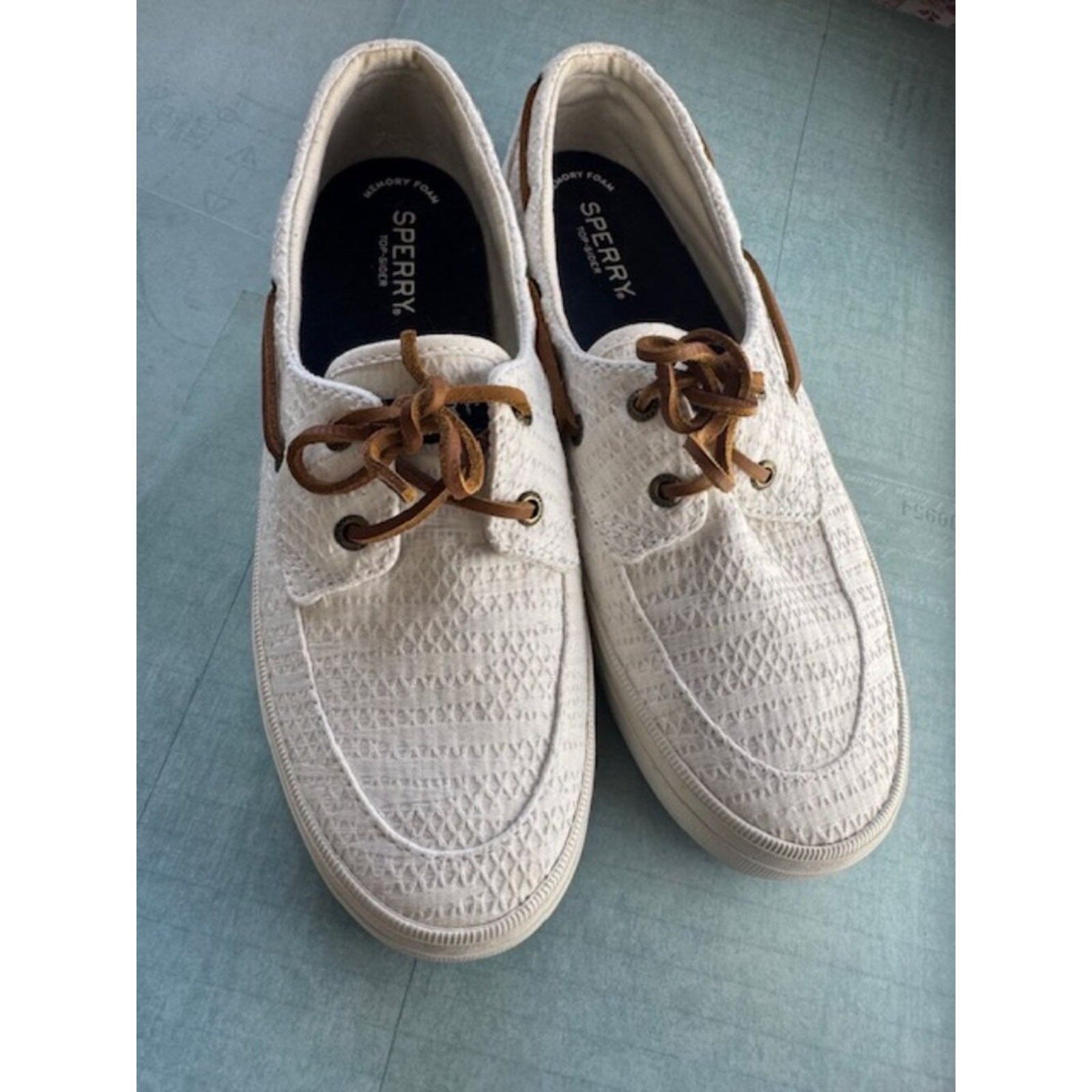 SPERRY Top-Sider White Textured Boat Shoes w/Memory Foam -NEW! Women’s Sz 8