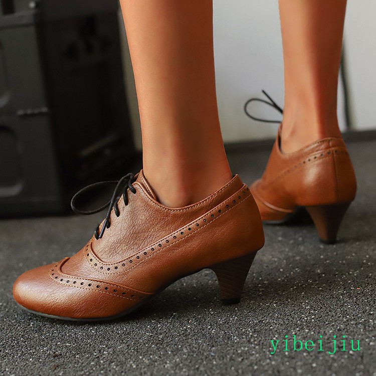 Spring Women’s Low Kitten Heel Wing Tip Lace Up Brogue Shoes Vintage Plus Size