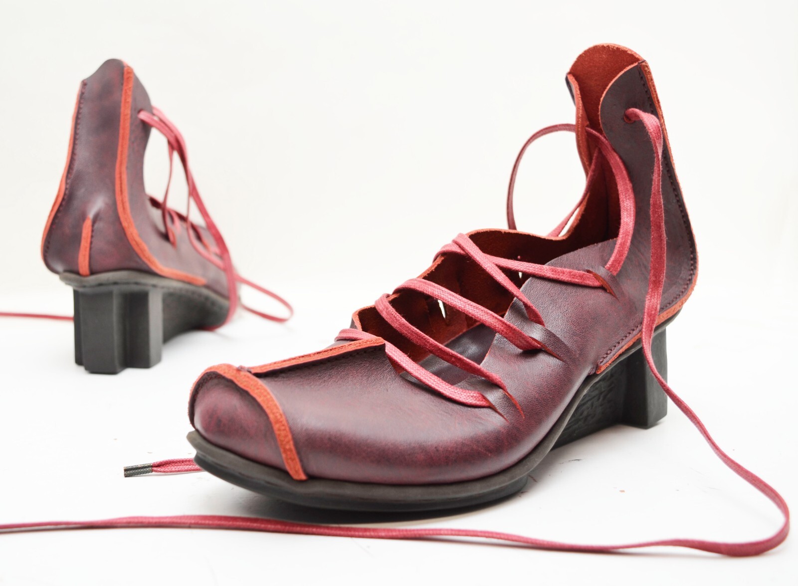 Trippen Blade f Handmade in Germany Red Waw Leather Wedge Court Shoe – Sz 35