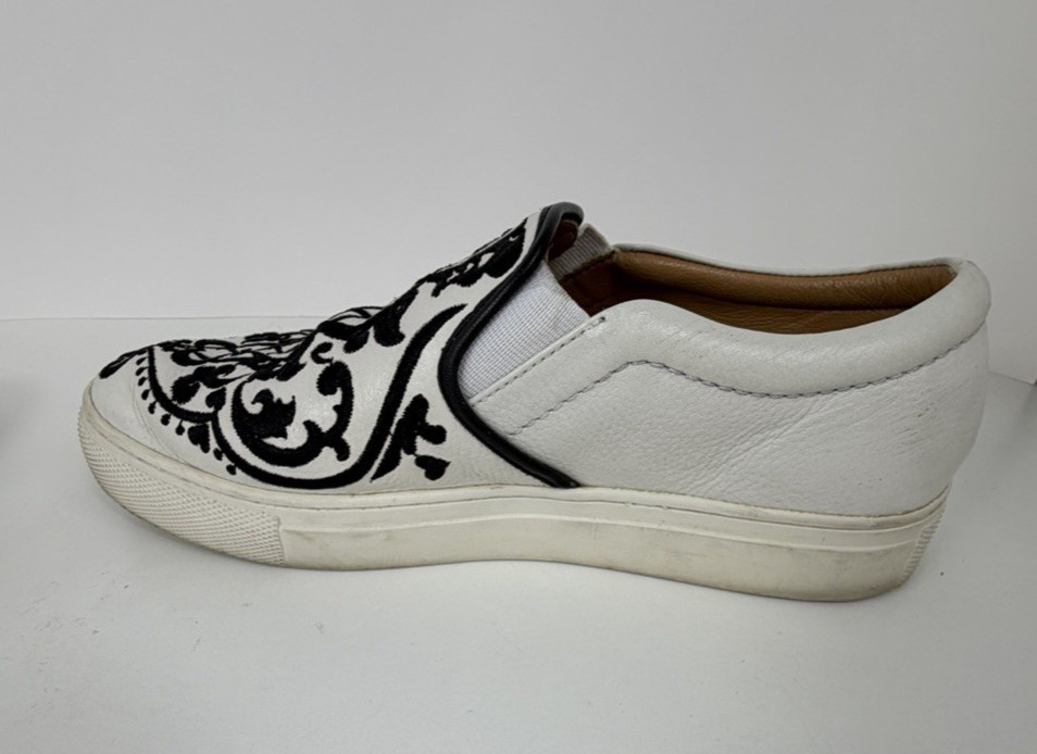 Brighton Women’s Size Moor Casablanca Embroidered Blk/White Leather Sneakers