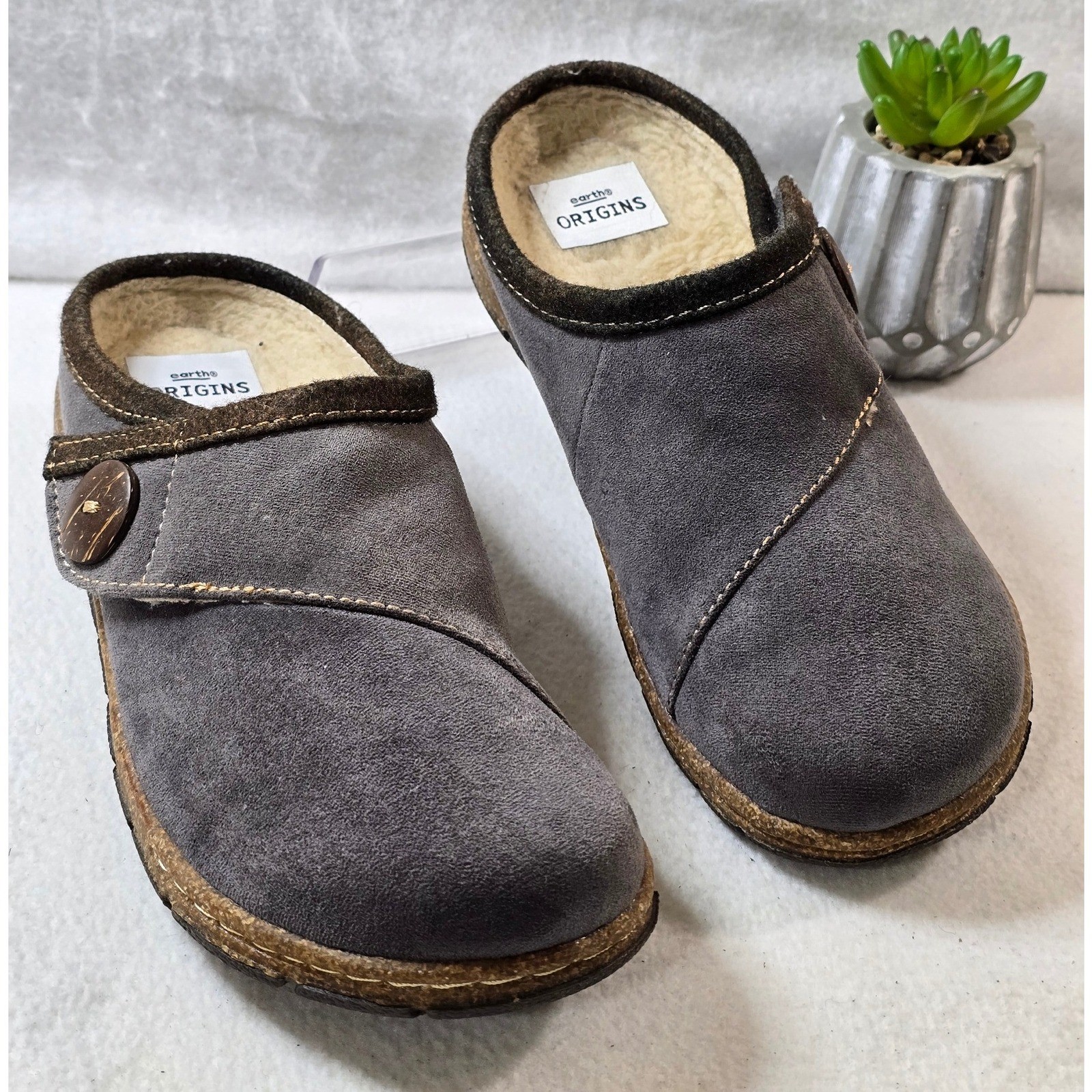 Earth Origins Essential Ezzy Clogs Grey Brick Faux Fur Lined Comfort Shoes