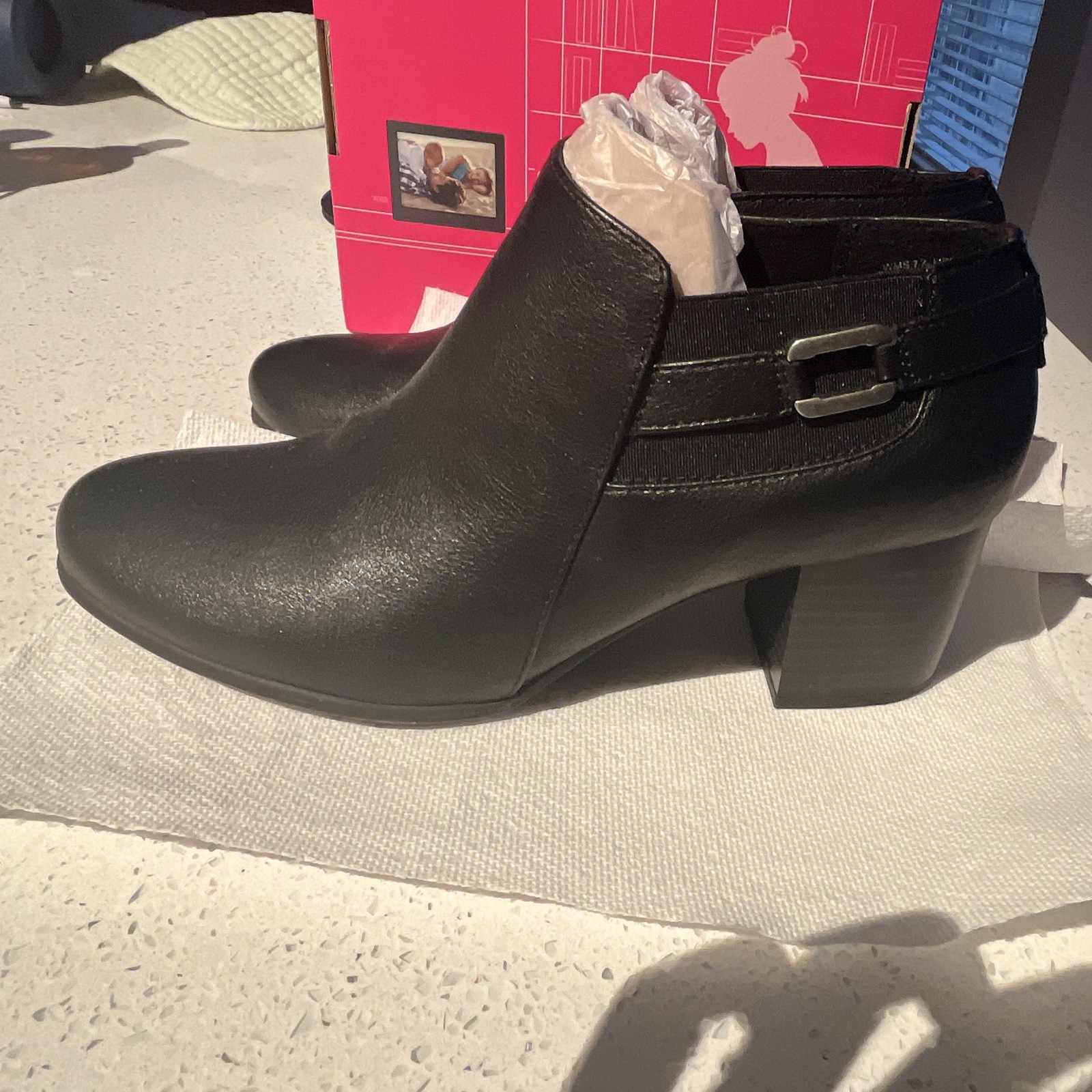 Croft & Barrow Women’s Black Faux Leather Ankle Bootie Round Toe Side Zip