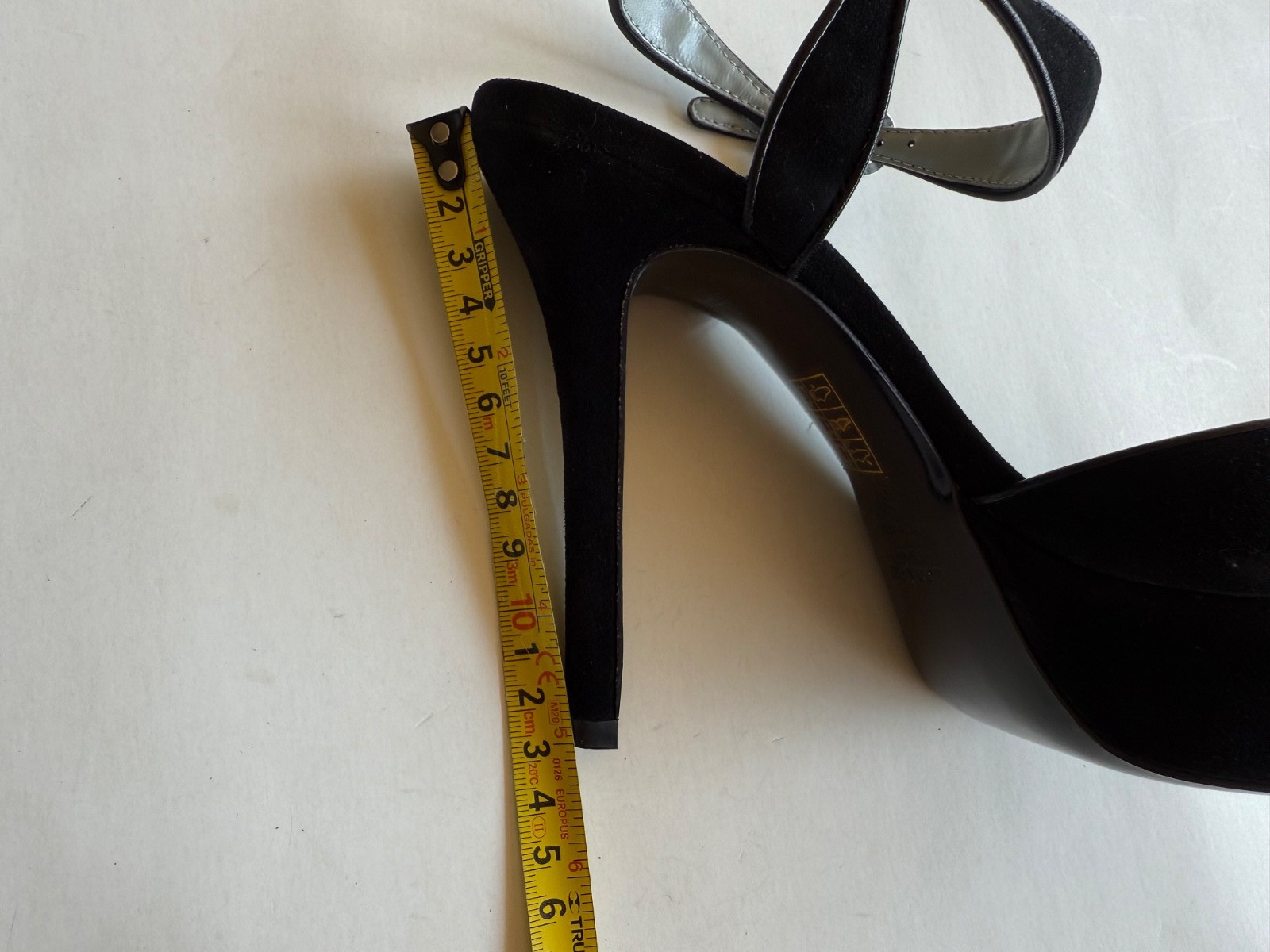 Lola Cruz España Platform High Heels Ankle Strap Black Suede Peep Toe Sz EUR 37