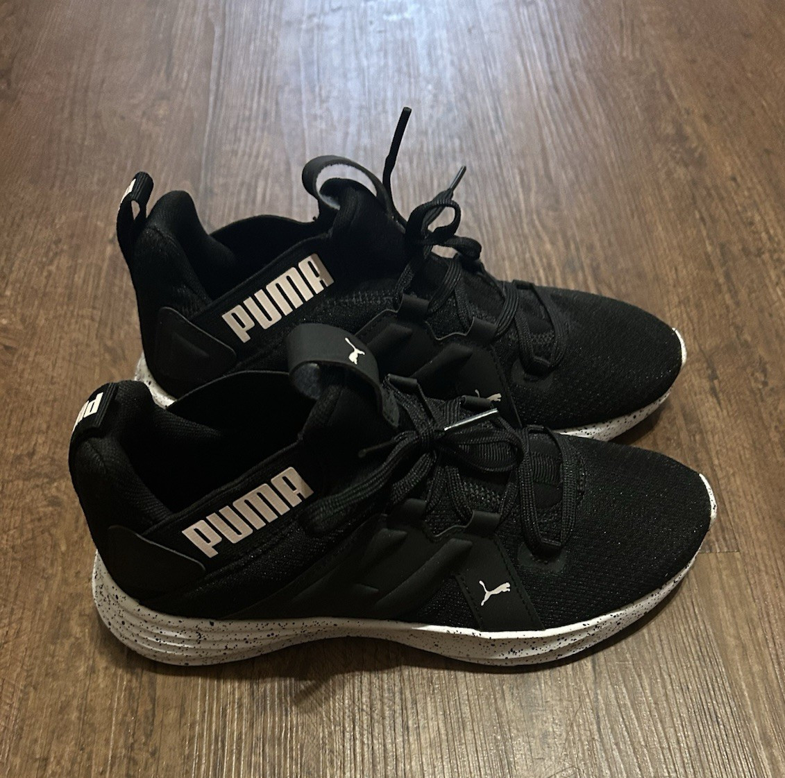 PUMA Prowl Slip-On Black/White Mesh Low Top Sneakers Unisex US 6 women