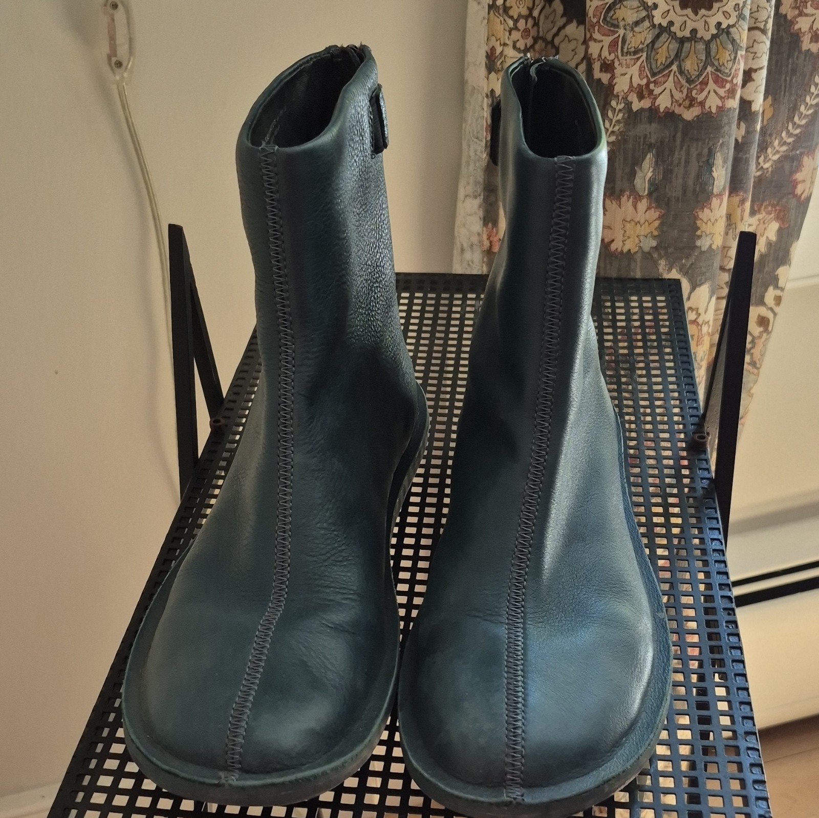 Women’s Size 8.5 Teal Blue Camper Beetle Boots Leather Energia Humana