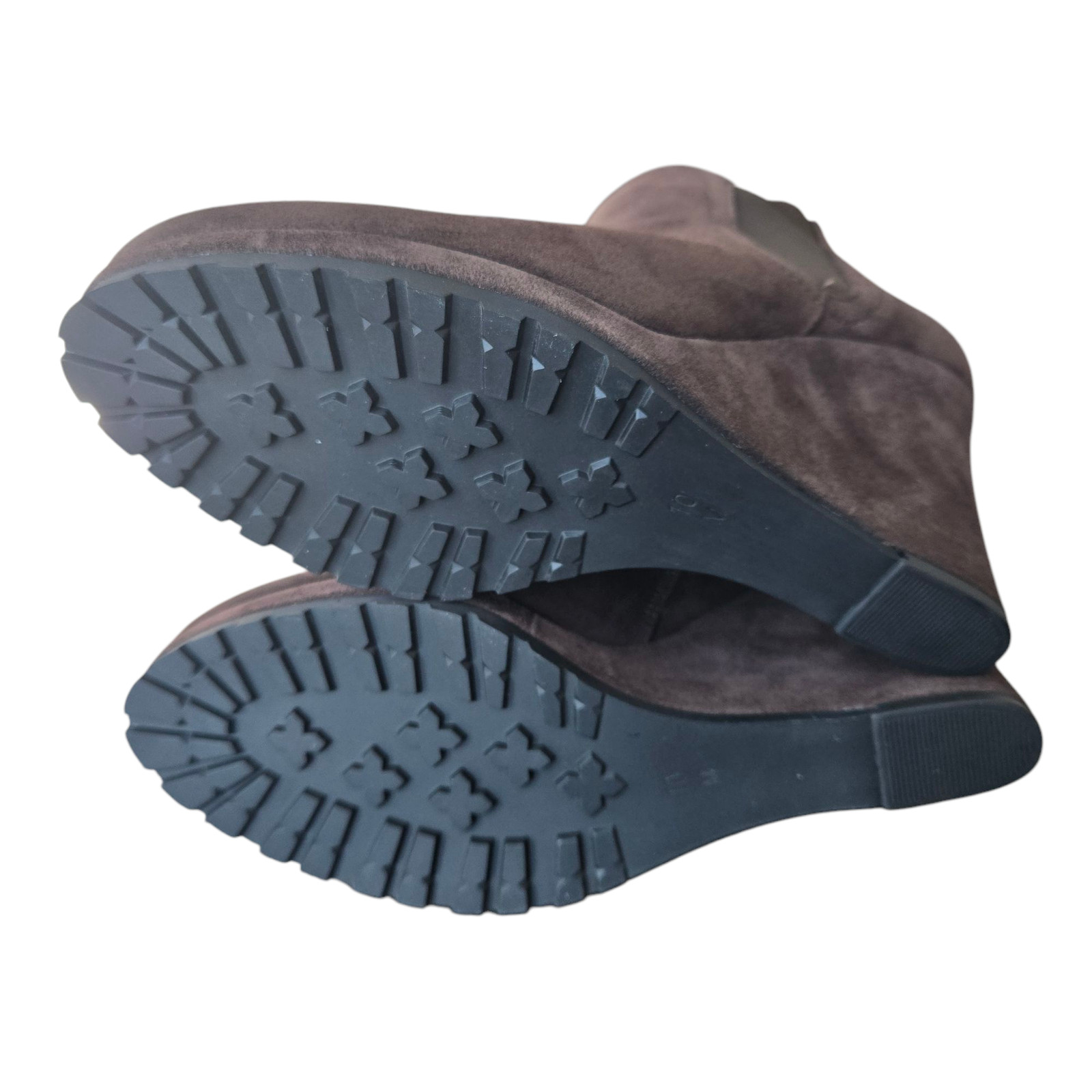 Vaneli Jara Wedge Suede Bootie Size 10 New