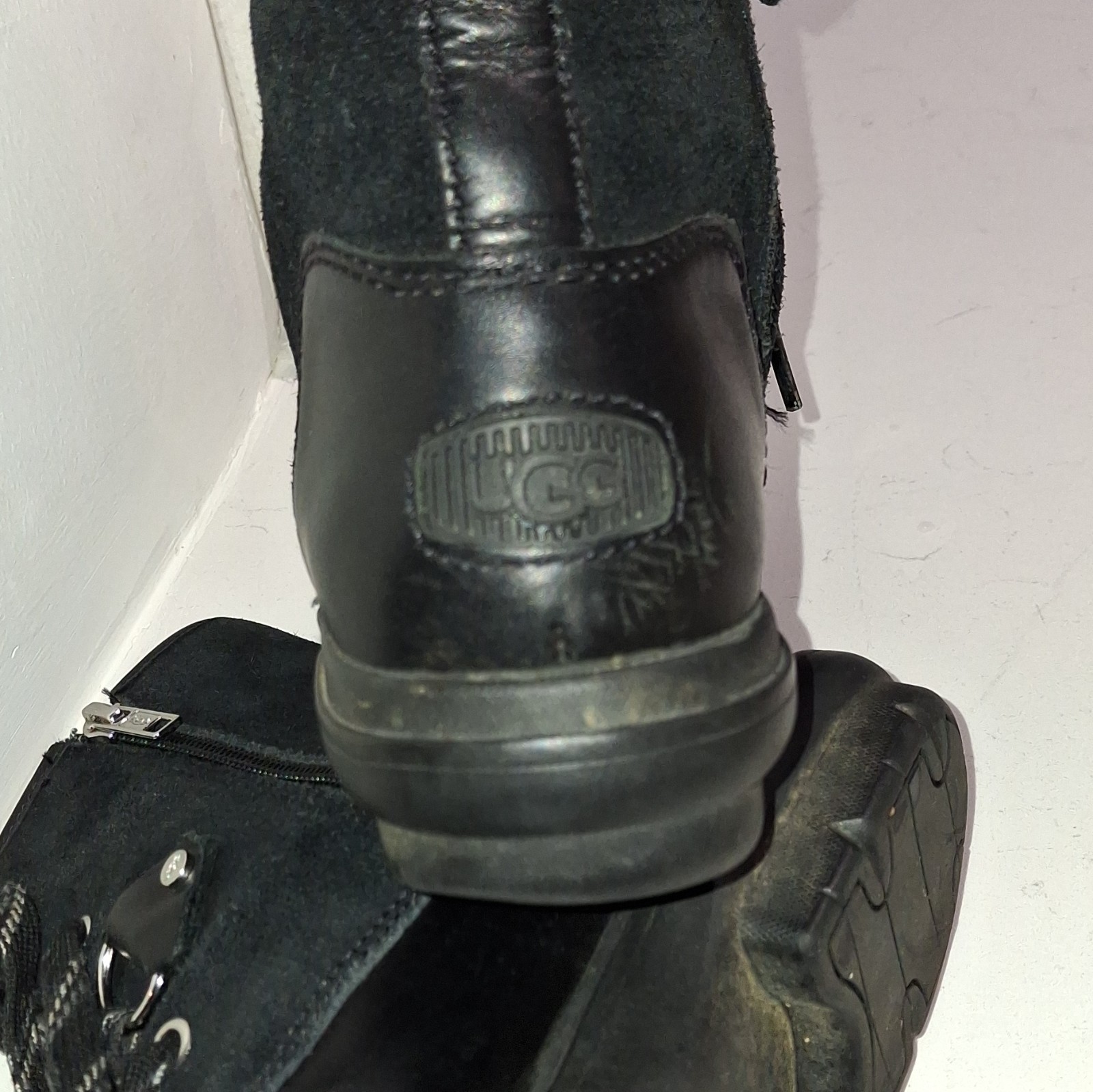 UGG Hapsburg Hiker Black Waterproof Leather Suede Duck Rain Boots Size 9