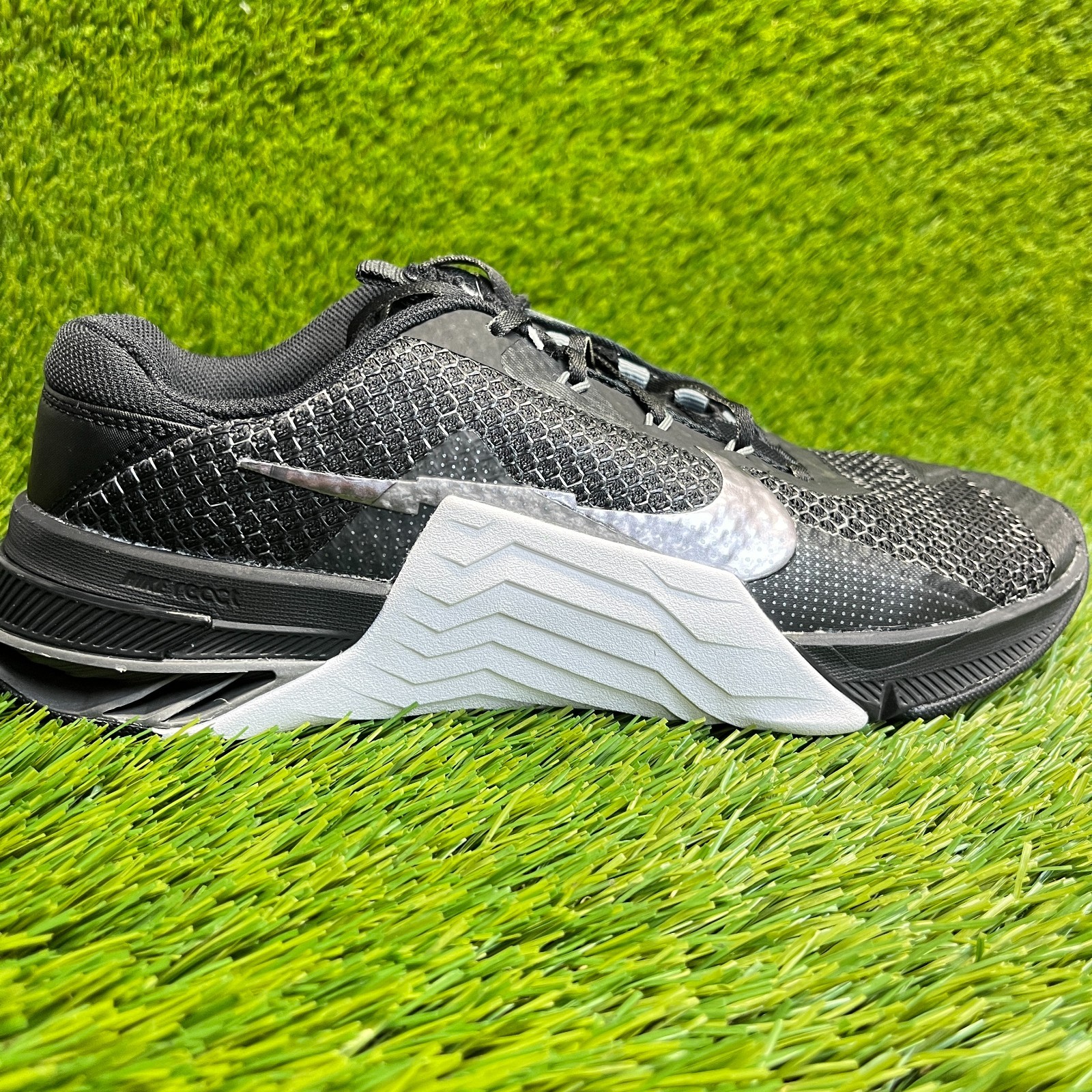 Nike Metcon 7 Low Womens Size 8 Black White Walking Running Shoes Sneakers