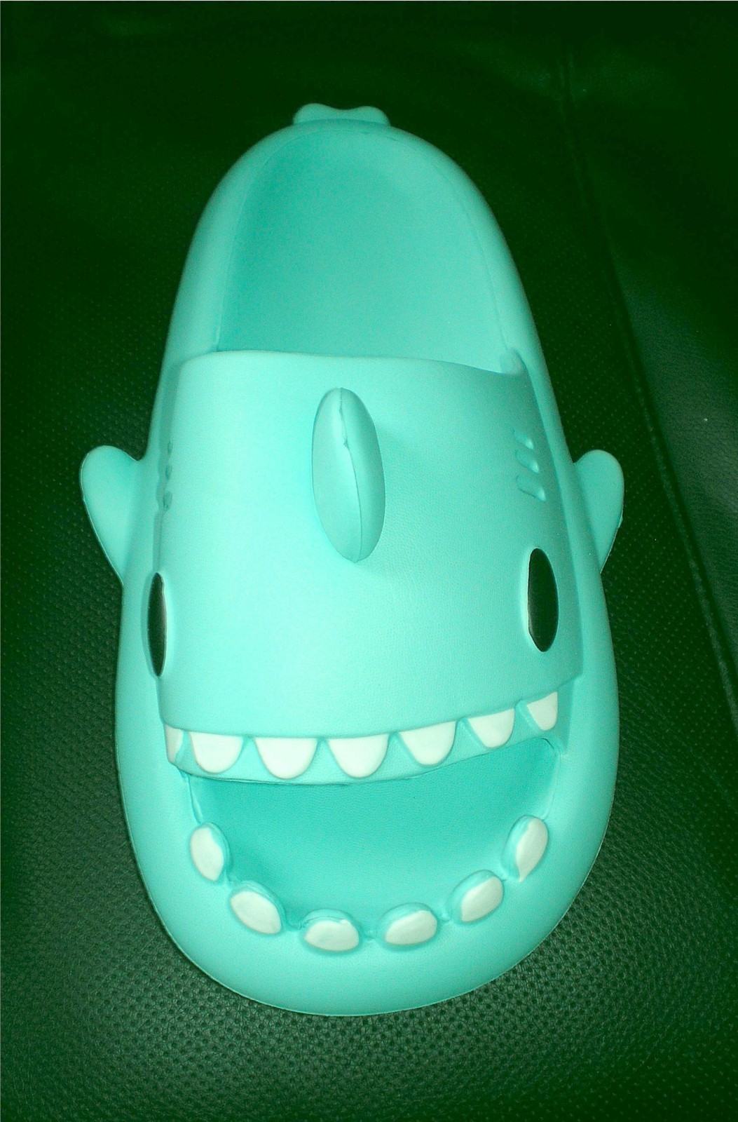 Shark Slides Sandals Non-Slip for Unisex Adults Size 10-10.5 (W), 8.5-9 (M)