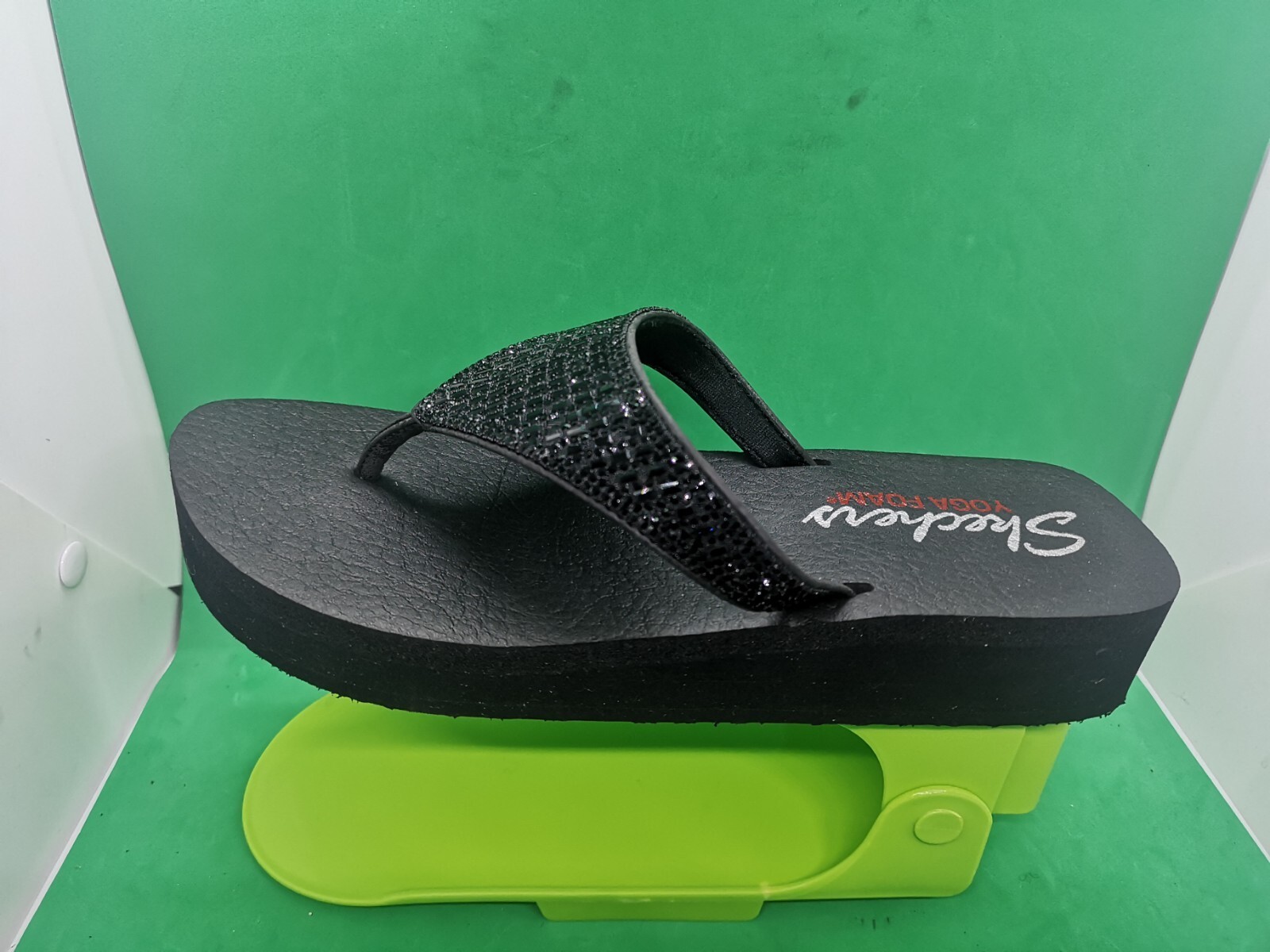 Skechers Yoga Foam 31601 Slip On Thong Flip Flop Sandals Women Sz 10 Black bling