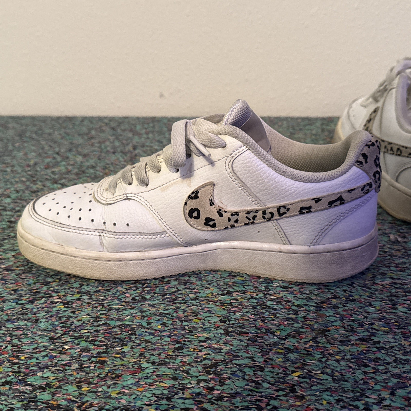Nike Court Vision Low Top Lace-Up Sneakers WhiteBlack Leopard Swoosh women SZ7.5