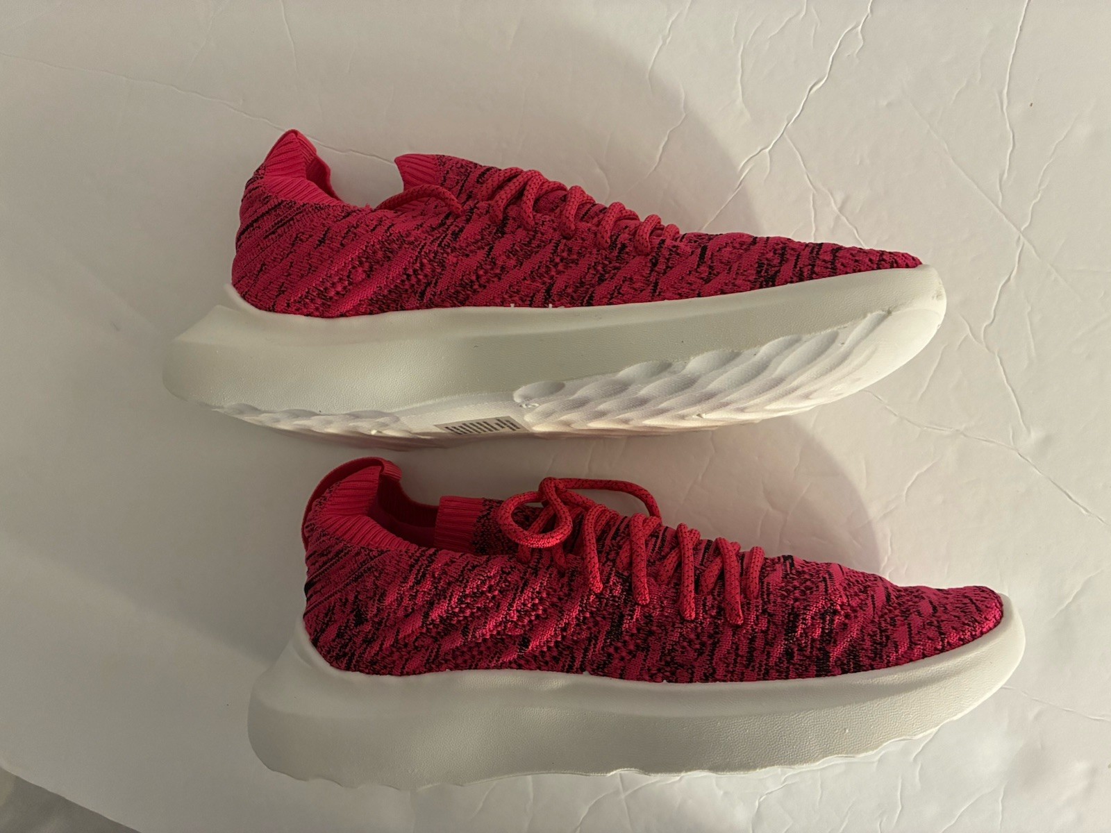Avon Studio 1986 Magenta Marled Knit Sneakers 9 Comfy Padded Sock Knit Easy On