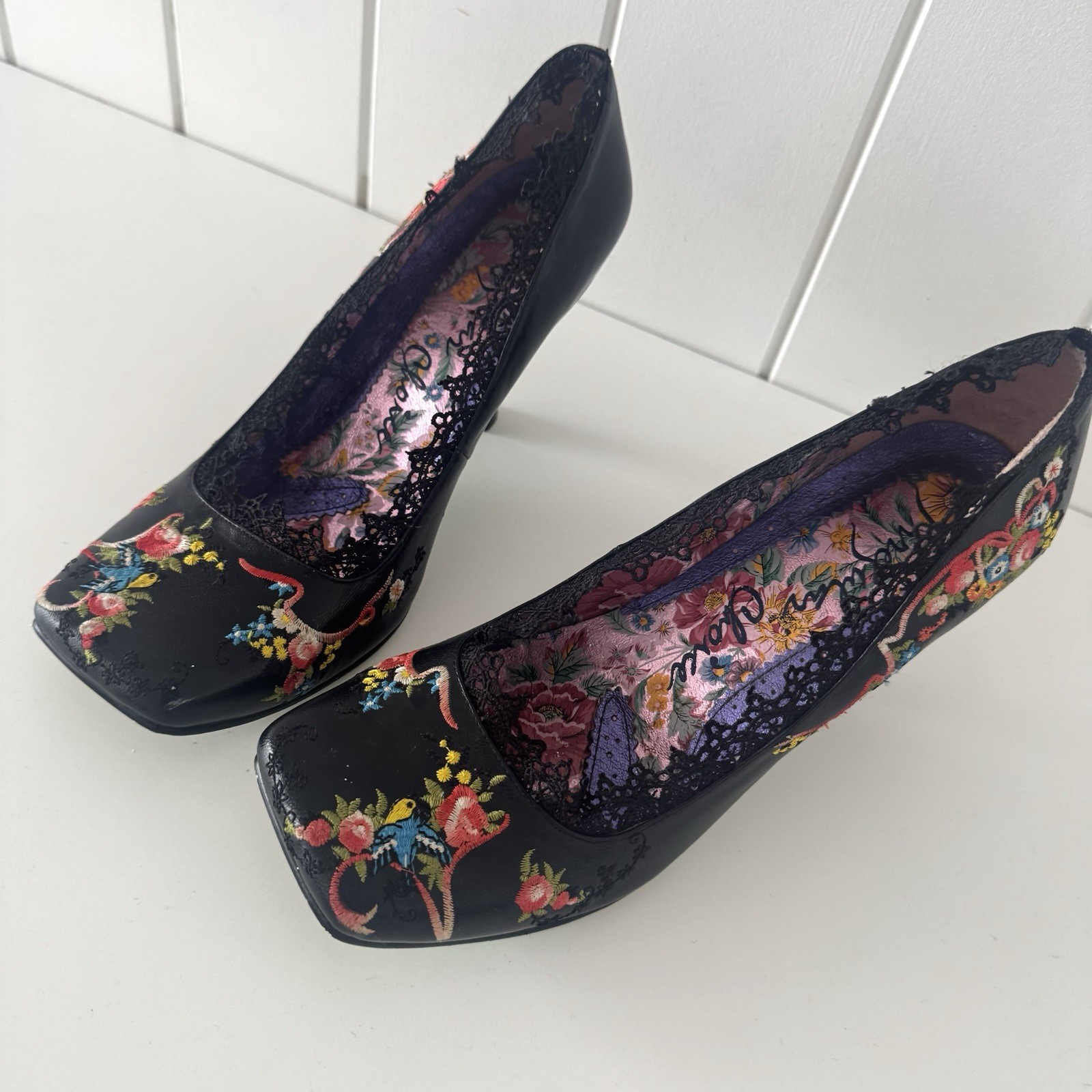 Irregular Choice Leather Heels Size 38 7 Black Floral Bird Embroidered Lace Trim