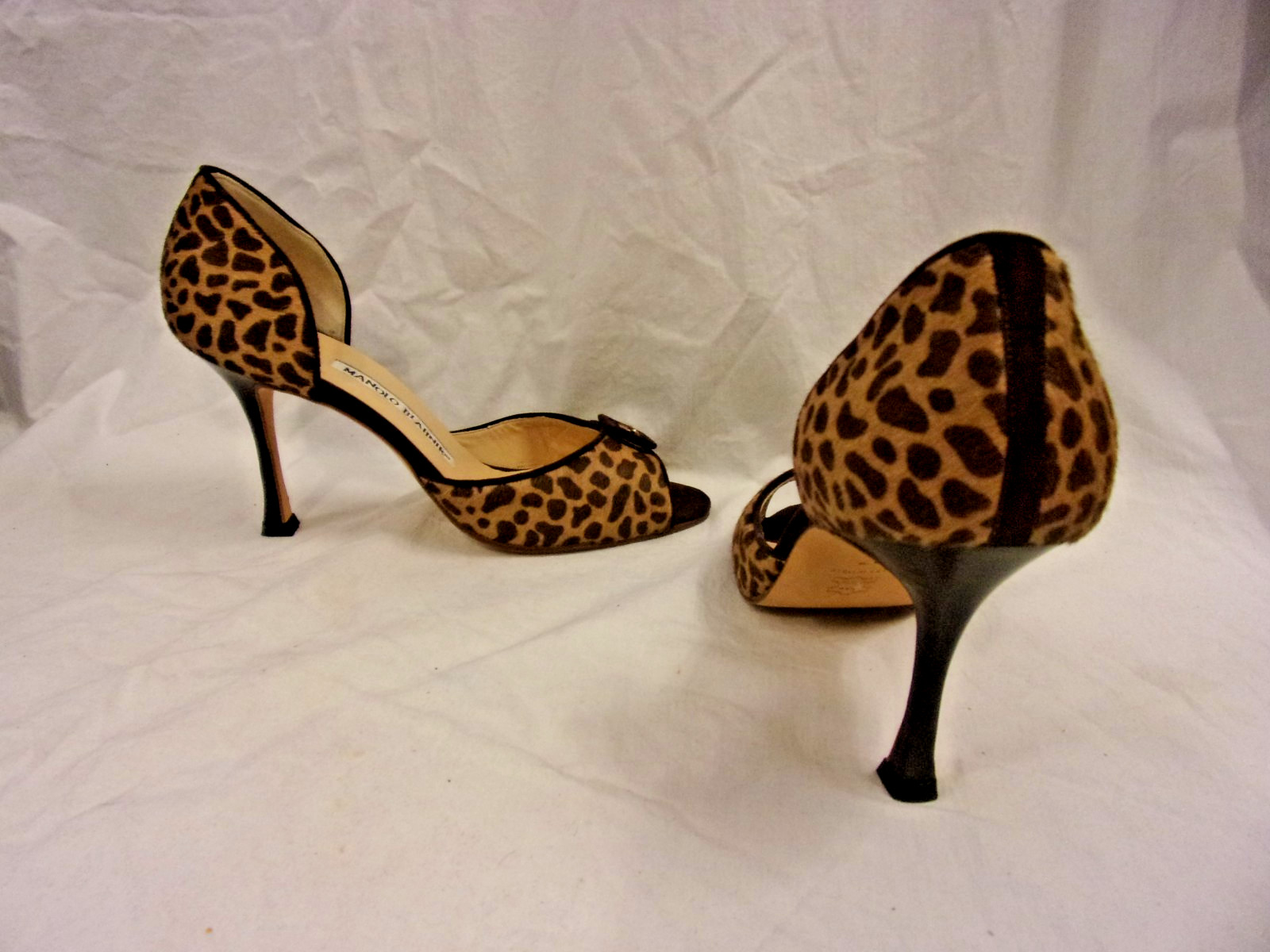 Manolo Blahnik Leopard Calf Hair Peep Toe Buckle Front 37 NWOB