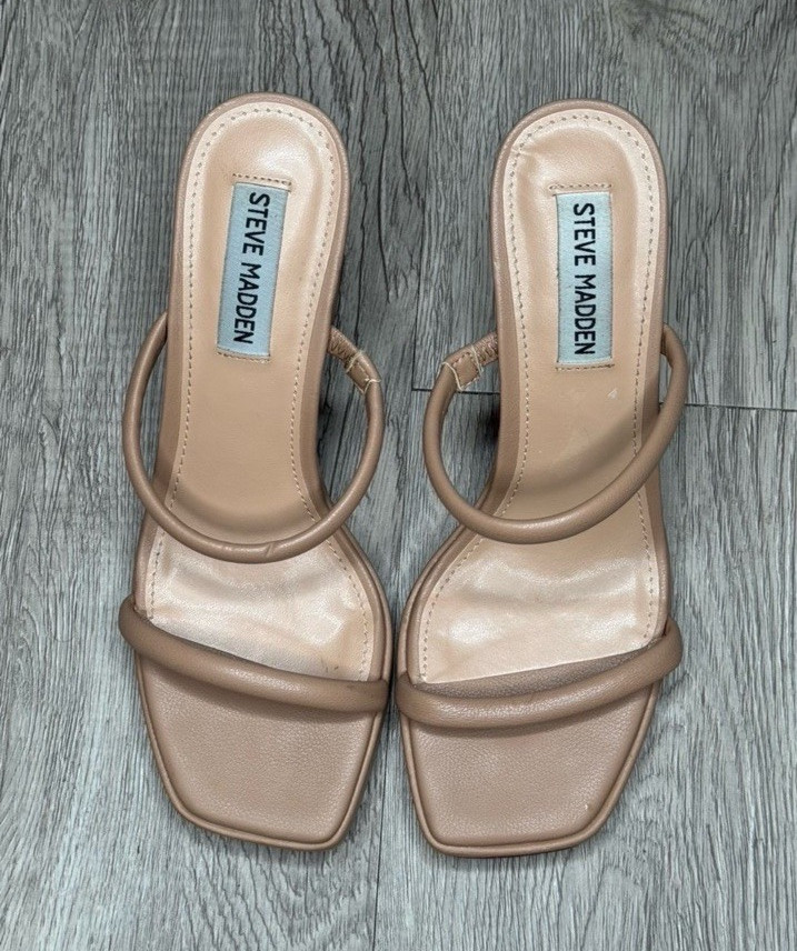 Steve Madden Women’s Beige Strappy Square Toe Slip-On Block Heel Sandals 6.5