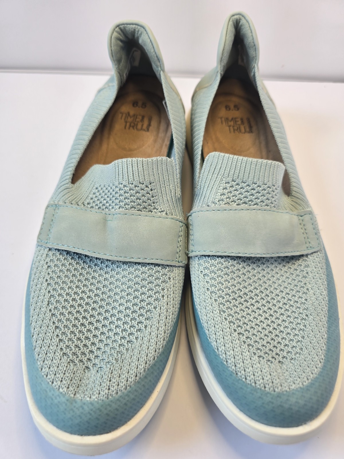 Time & Tru Women’s Blue Comfort Shoes Size 6.5