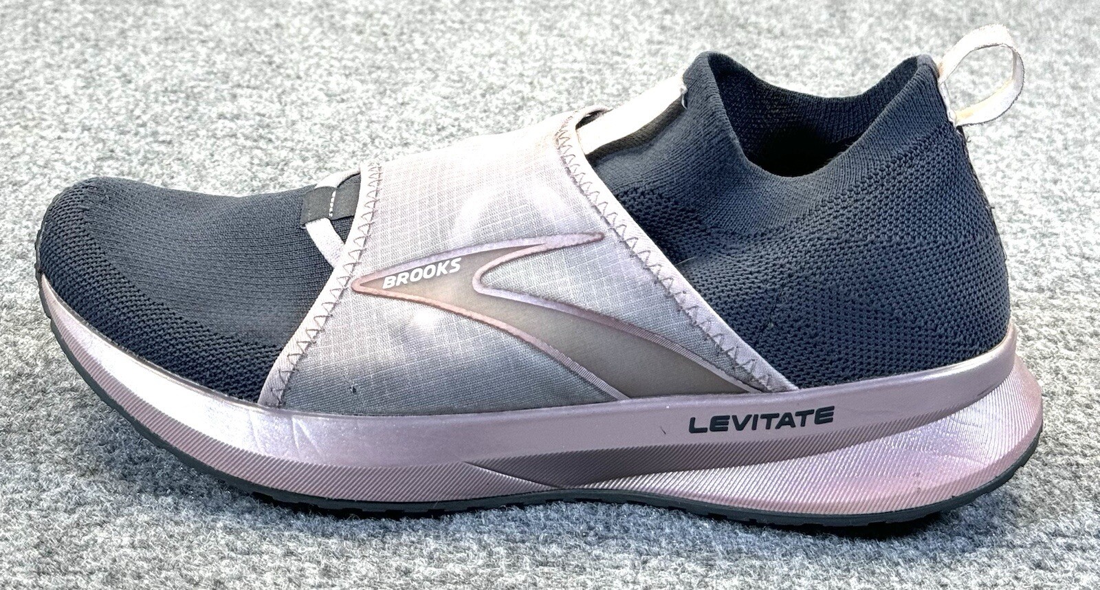 Brooks Running Shoes Womens SZ 9B Levitate 4 LE Gray Pink Slip On Sneakers Gym