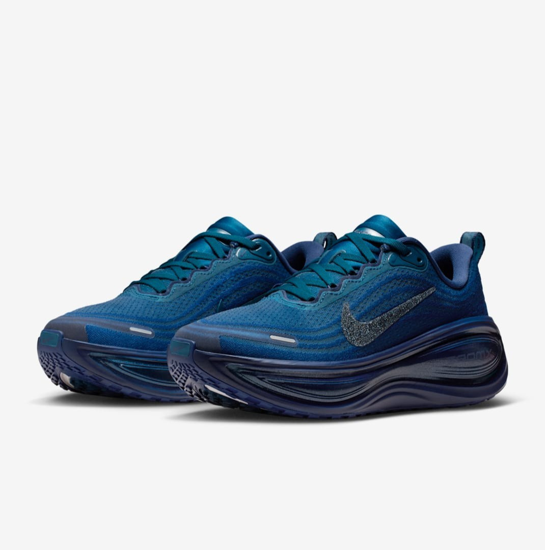 NIKE × Swarovski Women’s Vomero Plus with Swarovski Crystals IM7389-499 Blue