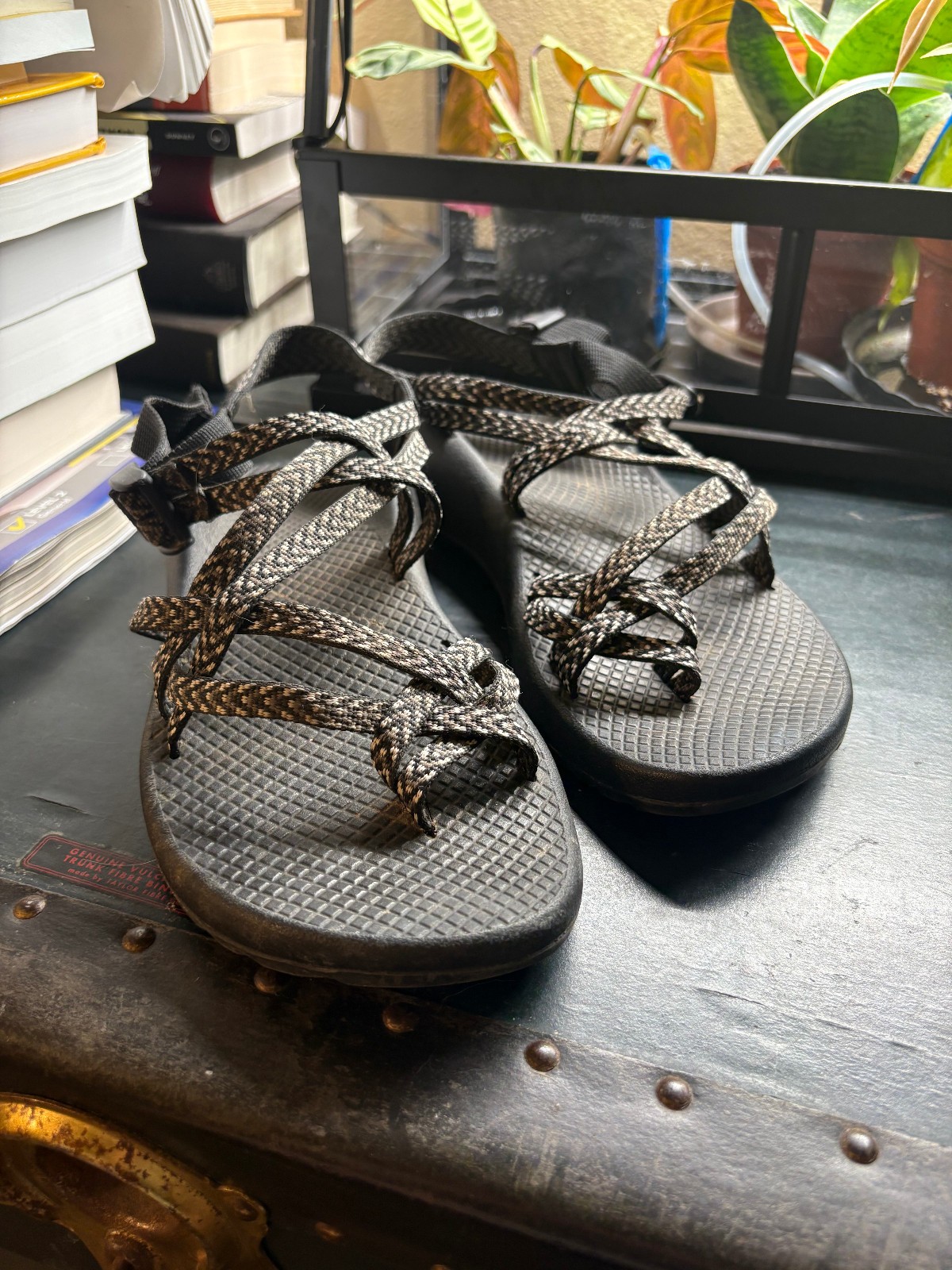 Chacos 2 Cloud Dual Adjustable Straps Cushioned Sandal Black & White Size W8
