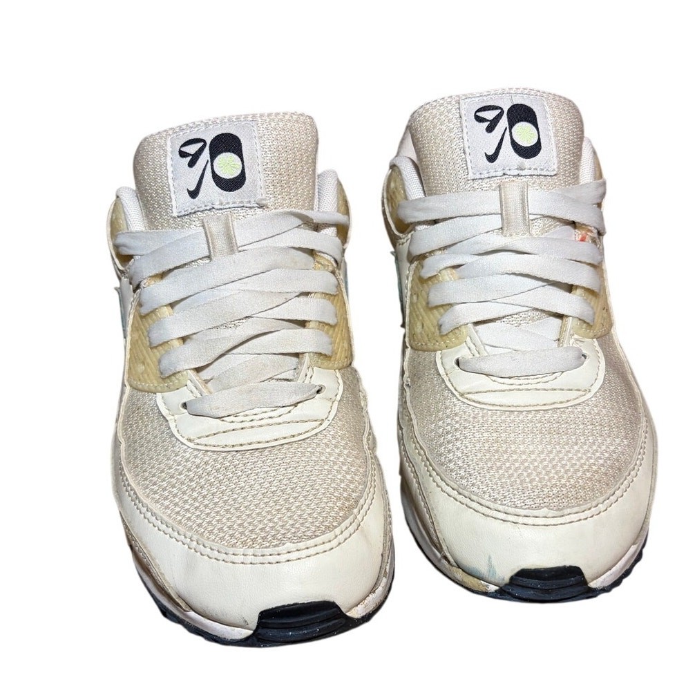 Nike Air Max 90 Shoes Womens Size 8 DO9850-100 Athletic Sneakers