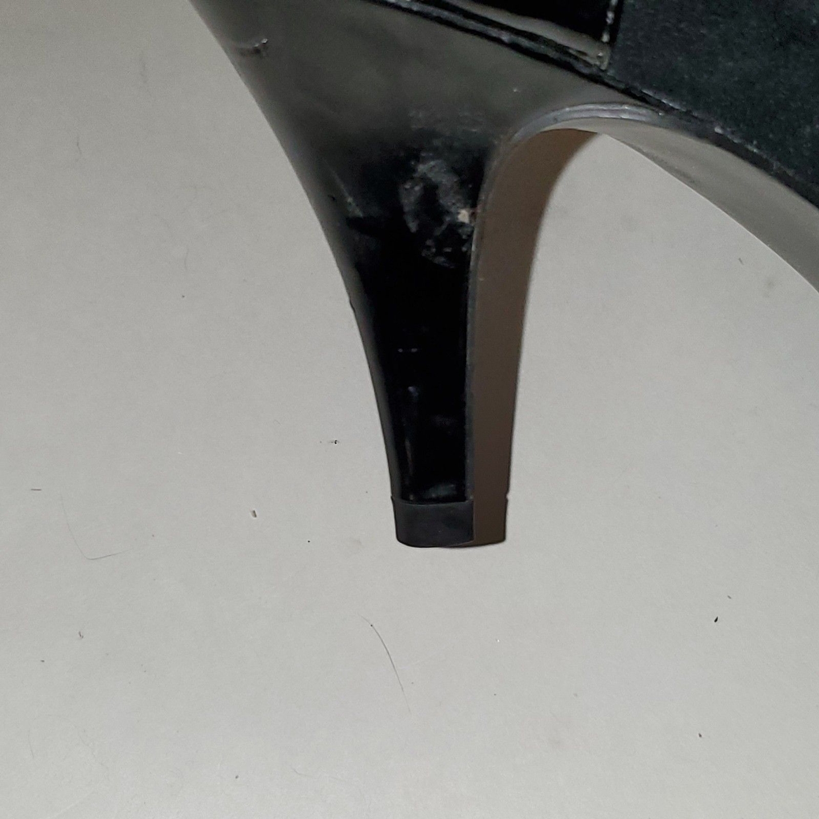 Isaac Mizrahi For Target Women’s Pumps Black Suede and Faux Patent Leather 9.5