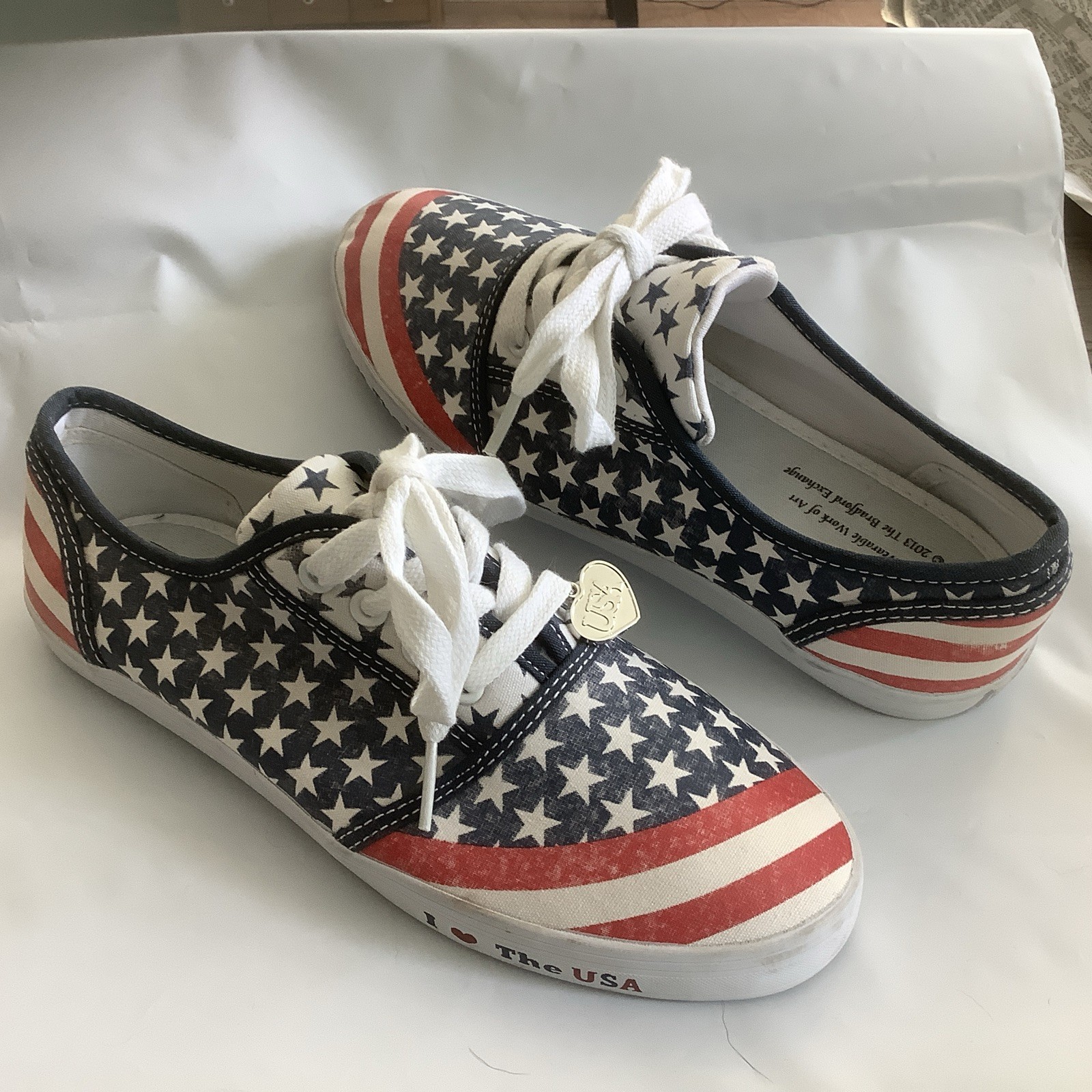 Bradford Exchange USA Charm American Pride Flag Shoe Sneakers Womens Size 9