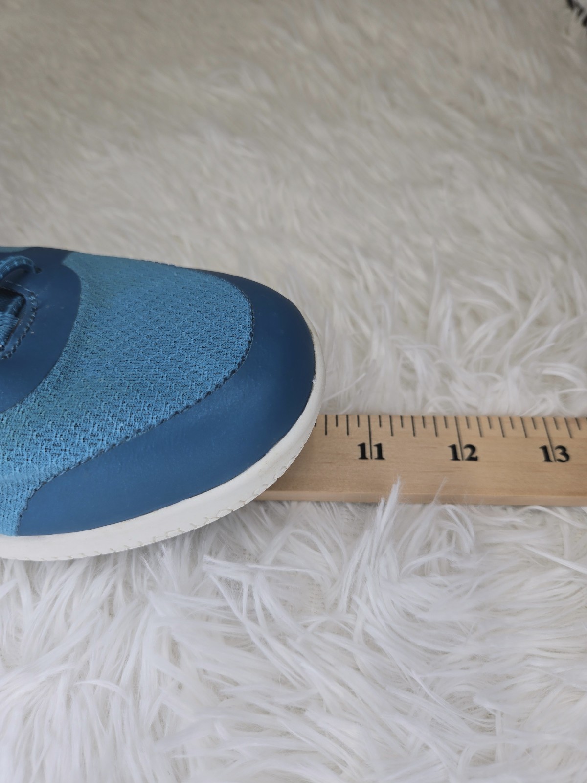 Lands’ End womens water shoes blue mesh aqua sneakers bungee lace size 8
