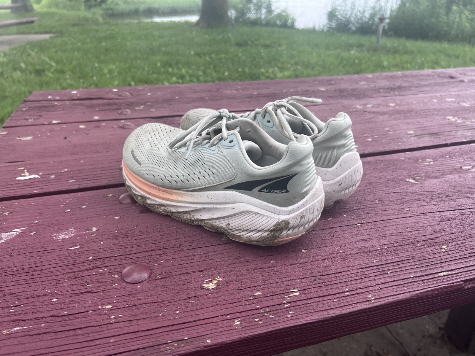 Altra via Olympus 2 Women’s Running Shoes Size 9
