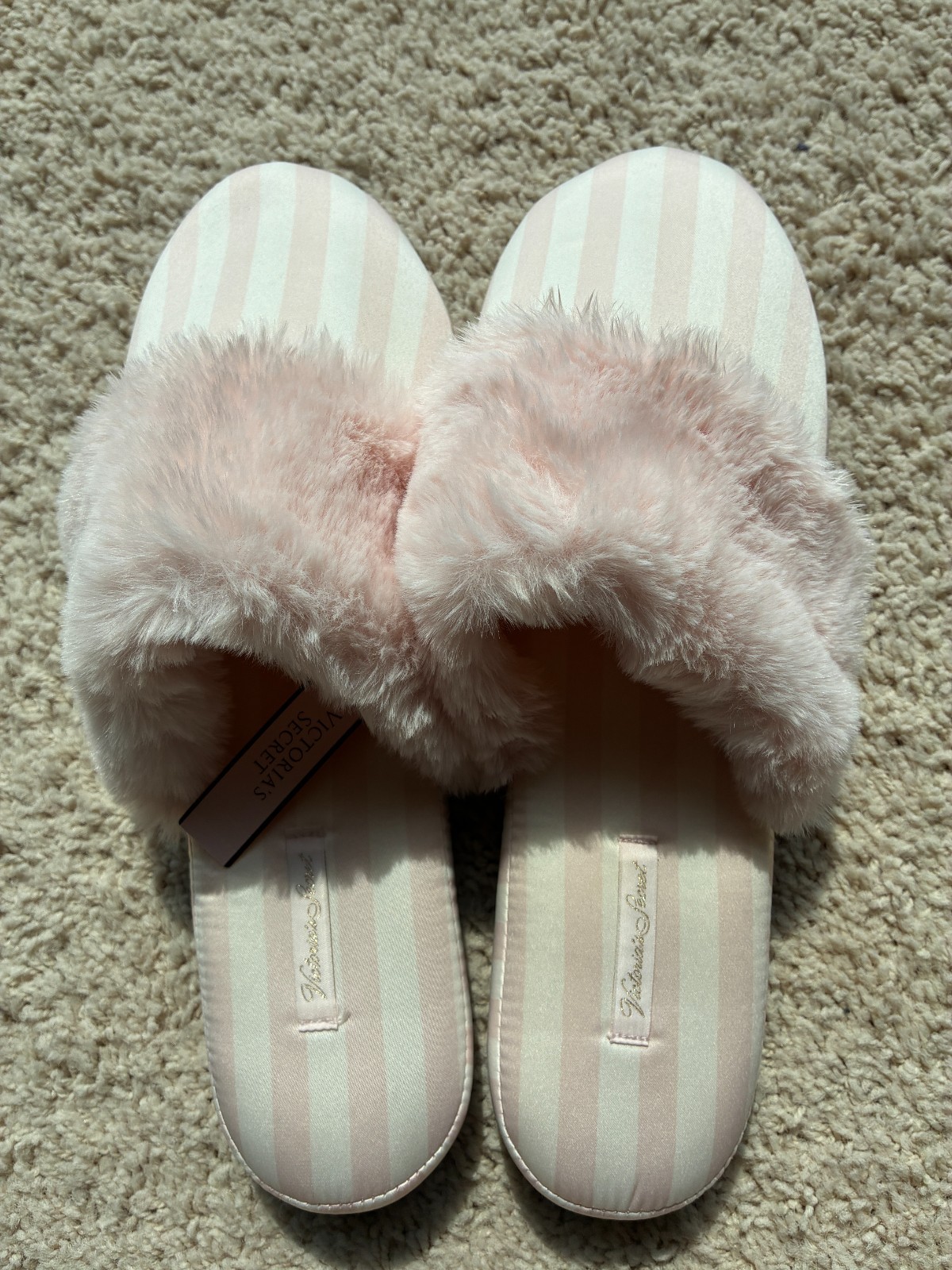 NWT M (7-8) Victoria’s Secret Pink Satin Slippers & Bag