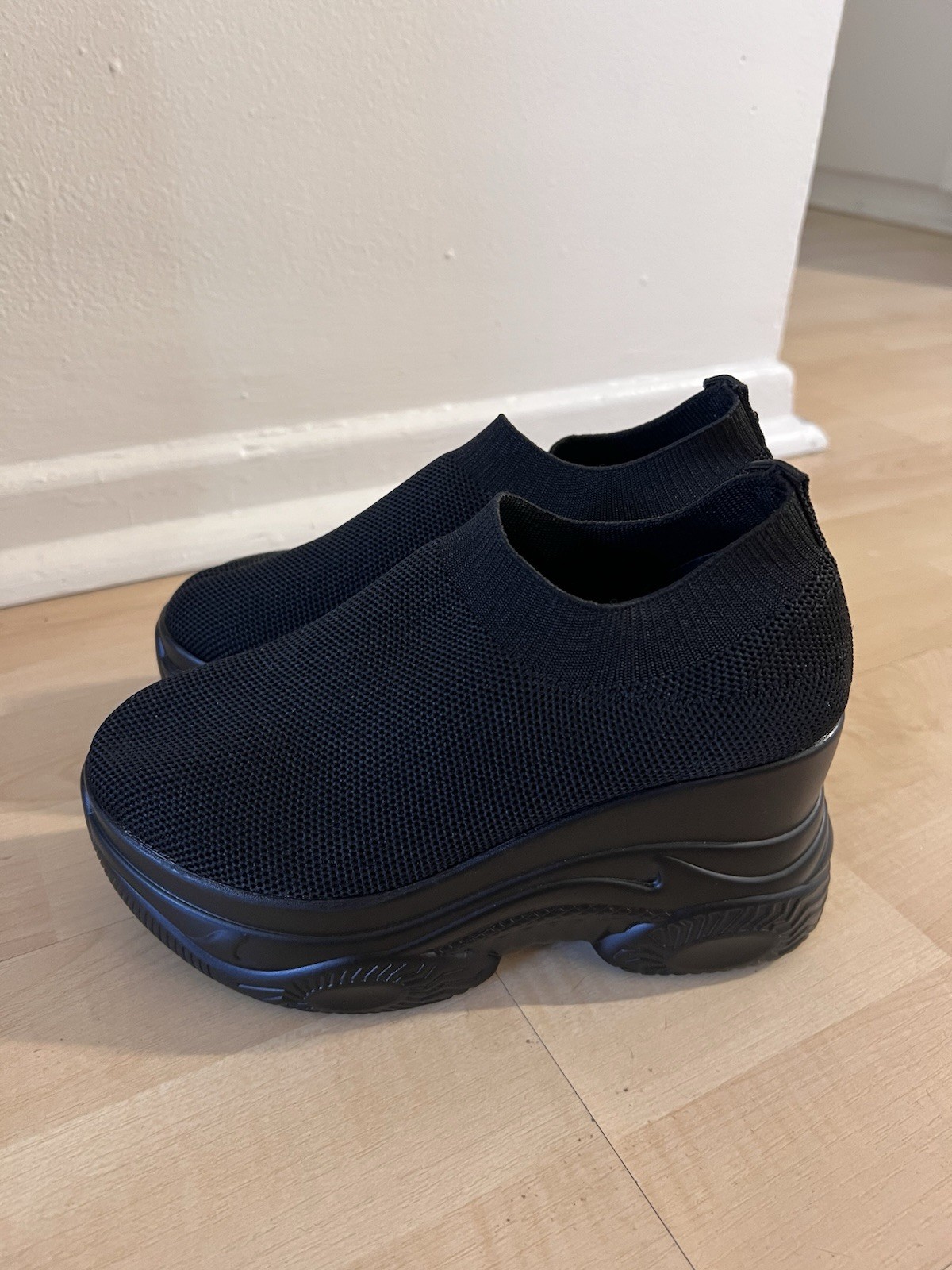 Black Platform Sock Sneakers Size 35 Y2K Streetwear Chunky Slip-On Casual Shoes