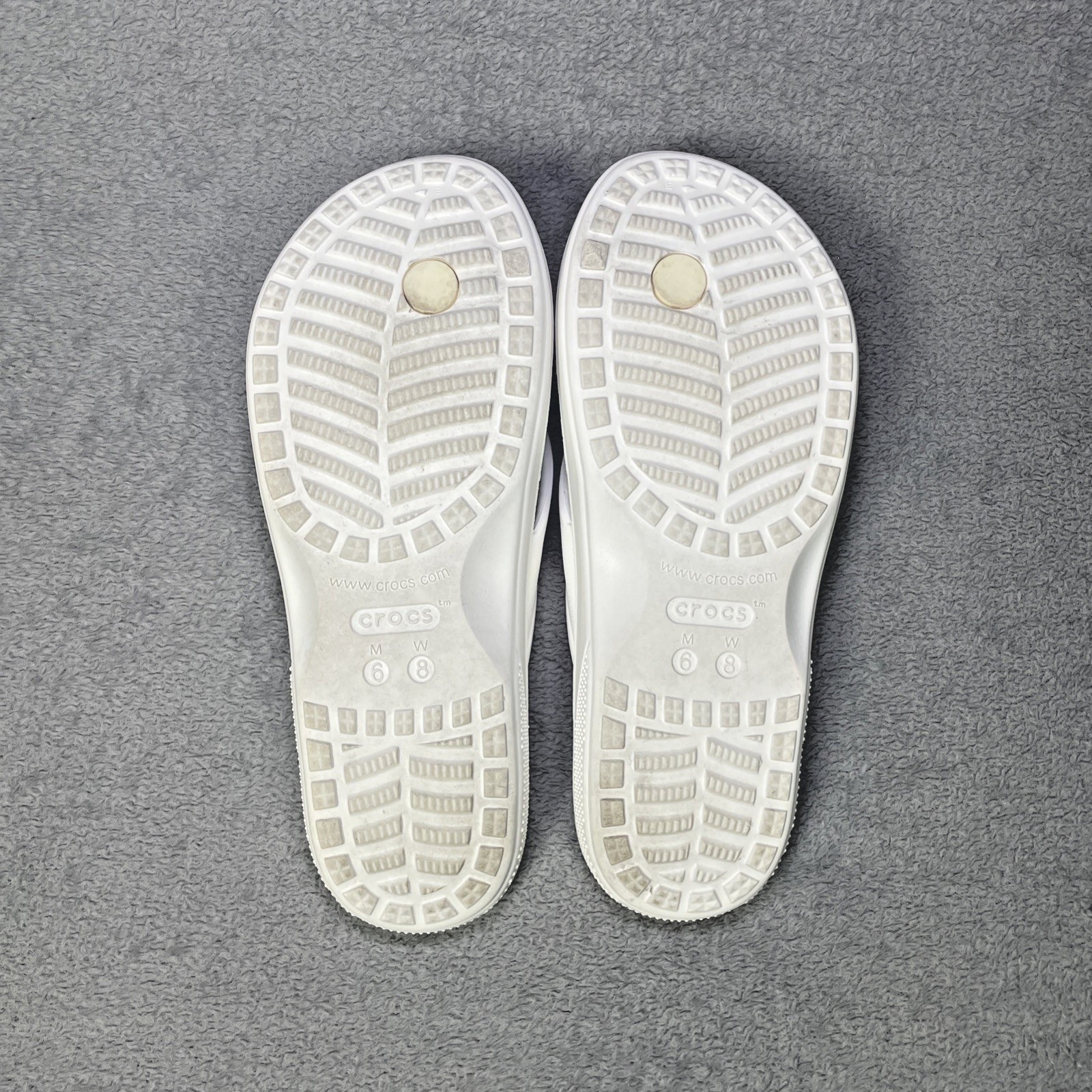 Crocs Baya II Flip Unisex Flip Flop sandal USA Mens 6 Womens 8, + jibbitz holes