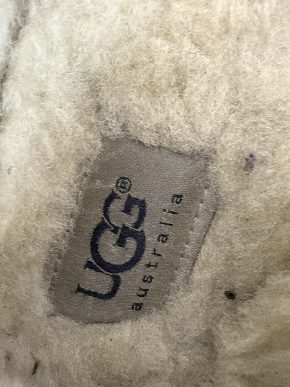UGG Australia Dakota 5612 Black Suede Shearling Moccasin Slippers Women’s Size 9