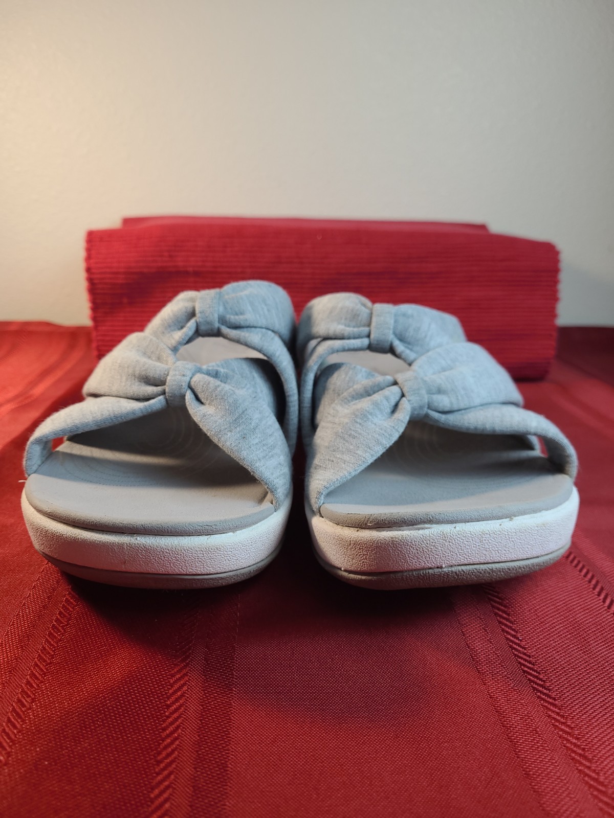 Clarks Cloudsteppers BreezeRae Grey Jersey Bow Slide Sandals Size 10
