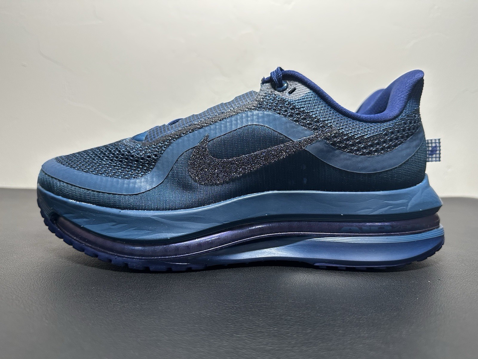 Nike Pegasus Premium Swarovski® Crystals Blue IM7384 499 Women’s Size 8, No Lid