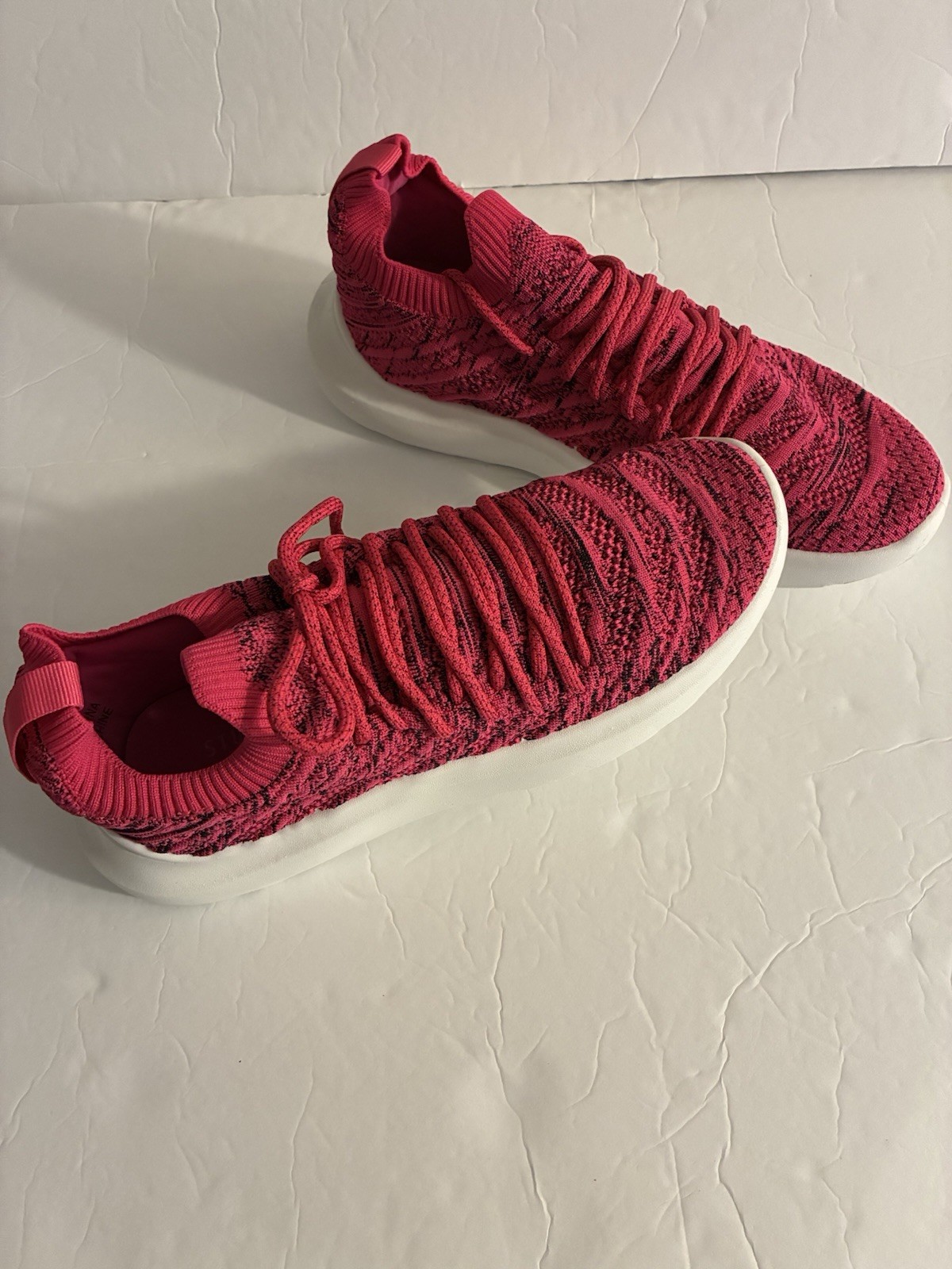 Avon Studio 1986 Magenta Marled Knit Sneakers 9 Comfy Padded Sock Knit Easy On