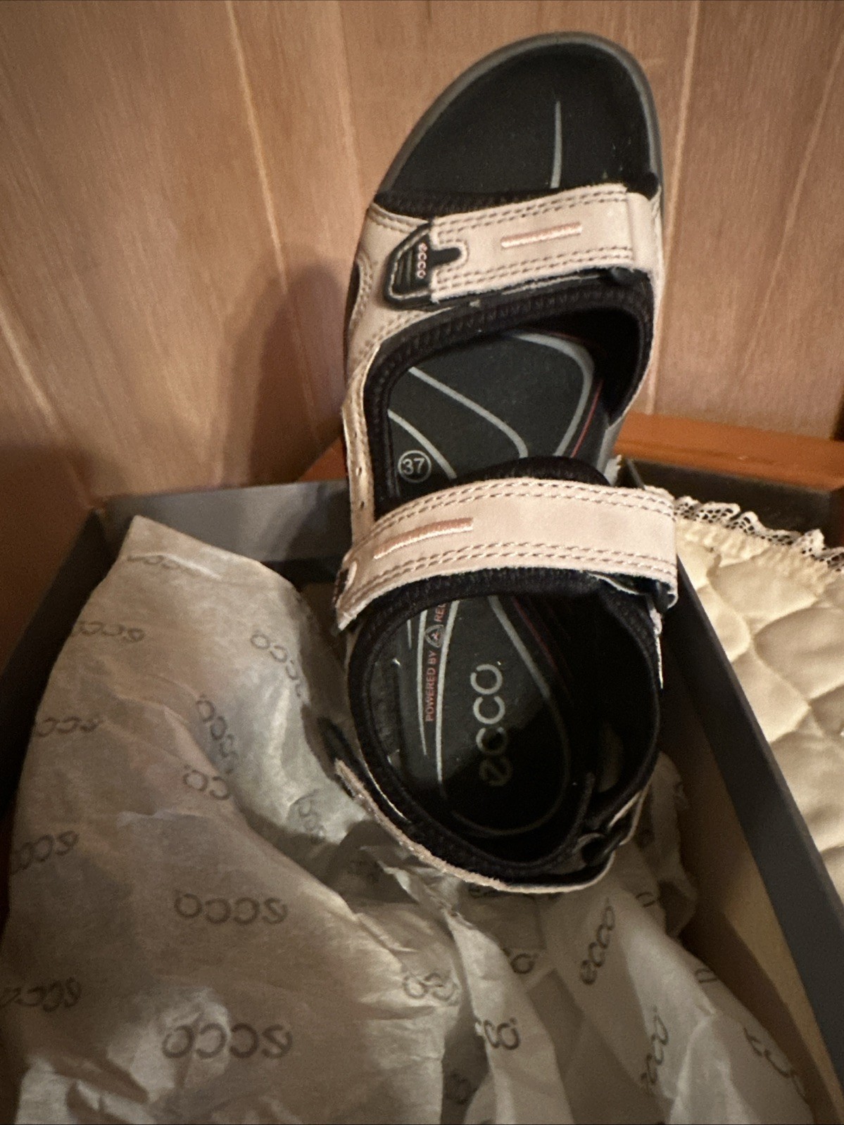 ECCO Yucatan Offroad Nubuck Hiking Sandals Beige/Black Women’s EU 37 US 6-6.5